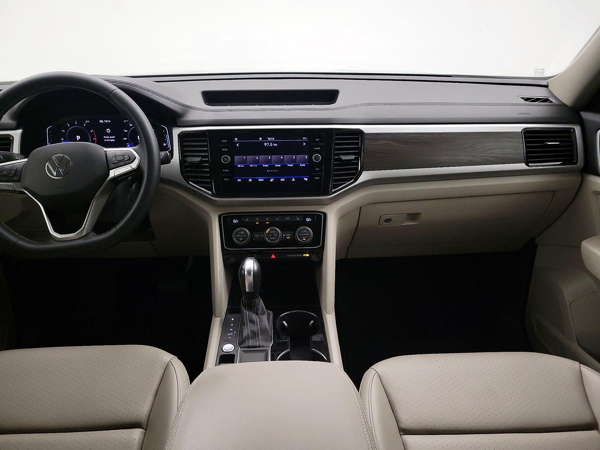 Thumbnail: 2022 Volkswagen Atlas - 9