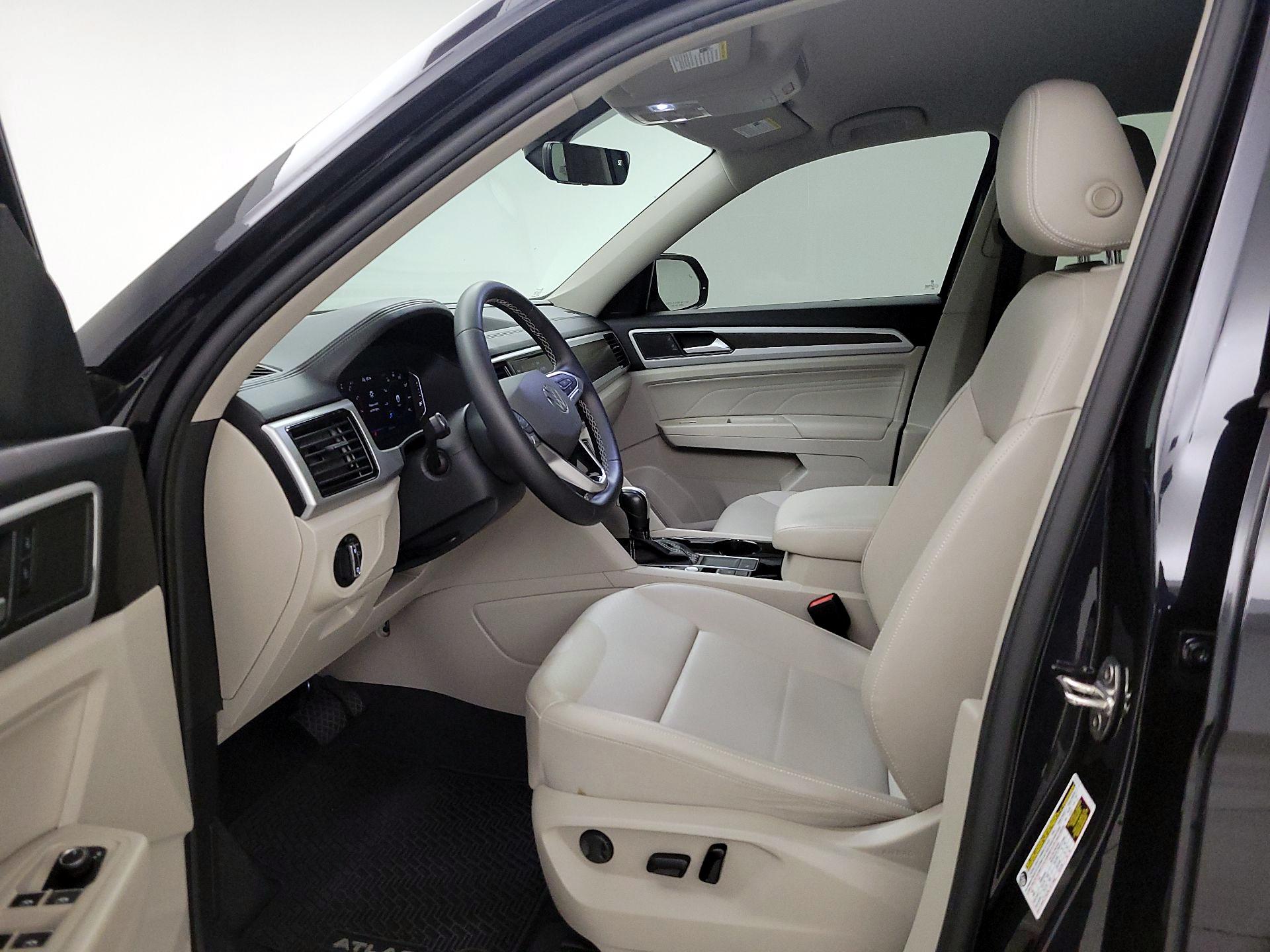 Thumbnail: 2022 Volkswagen Atlas - 11