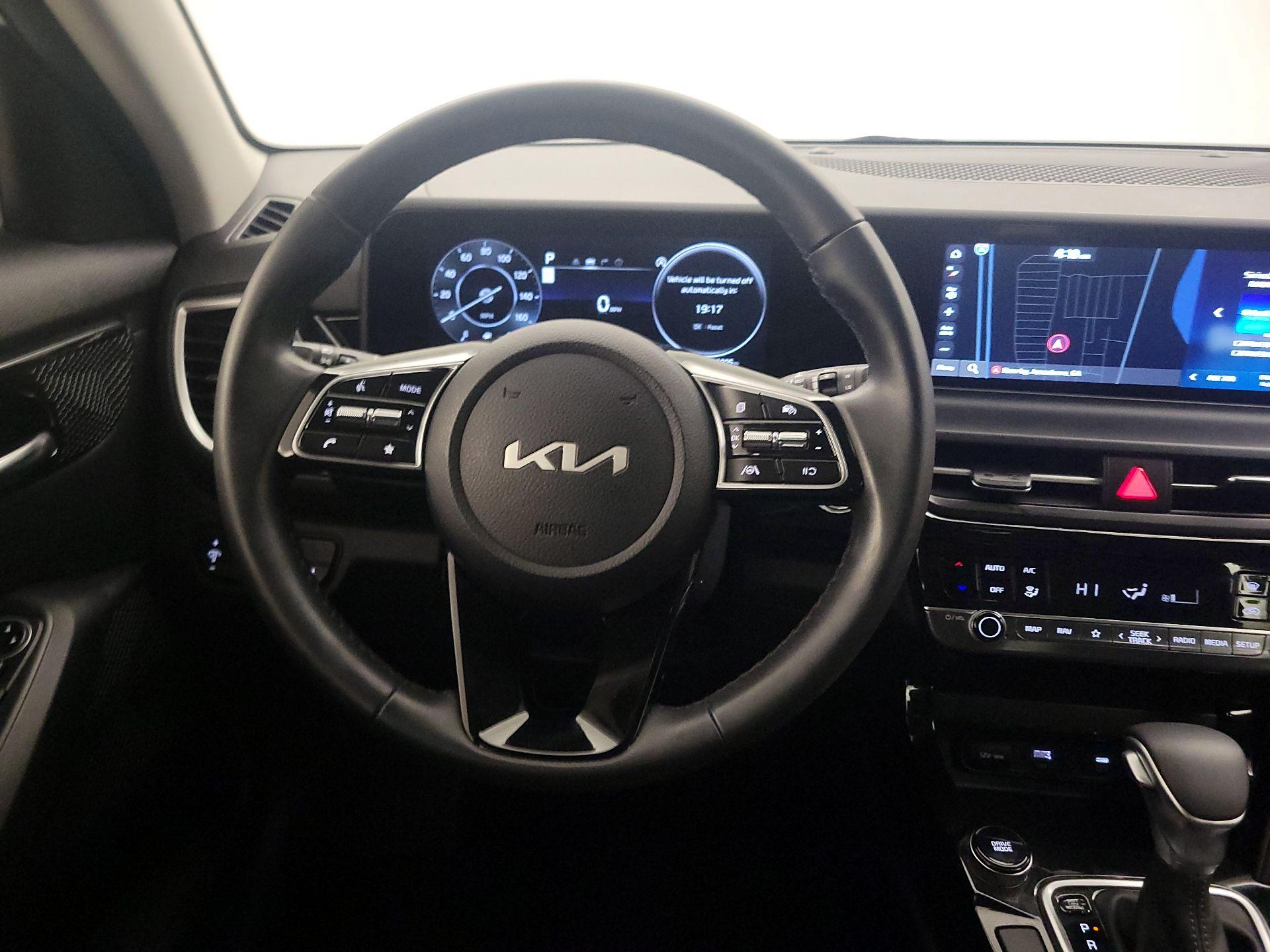 Thumbnail: 2024 Kia Seltos - 10