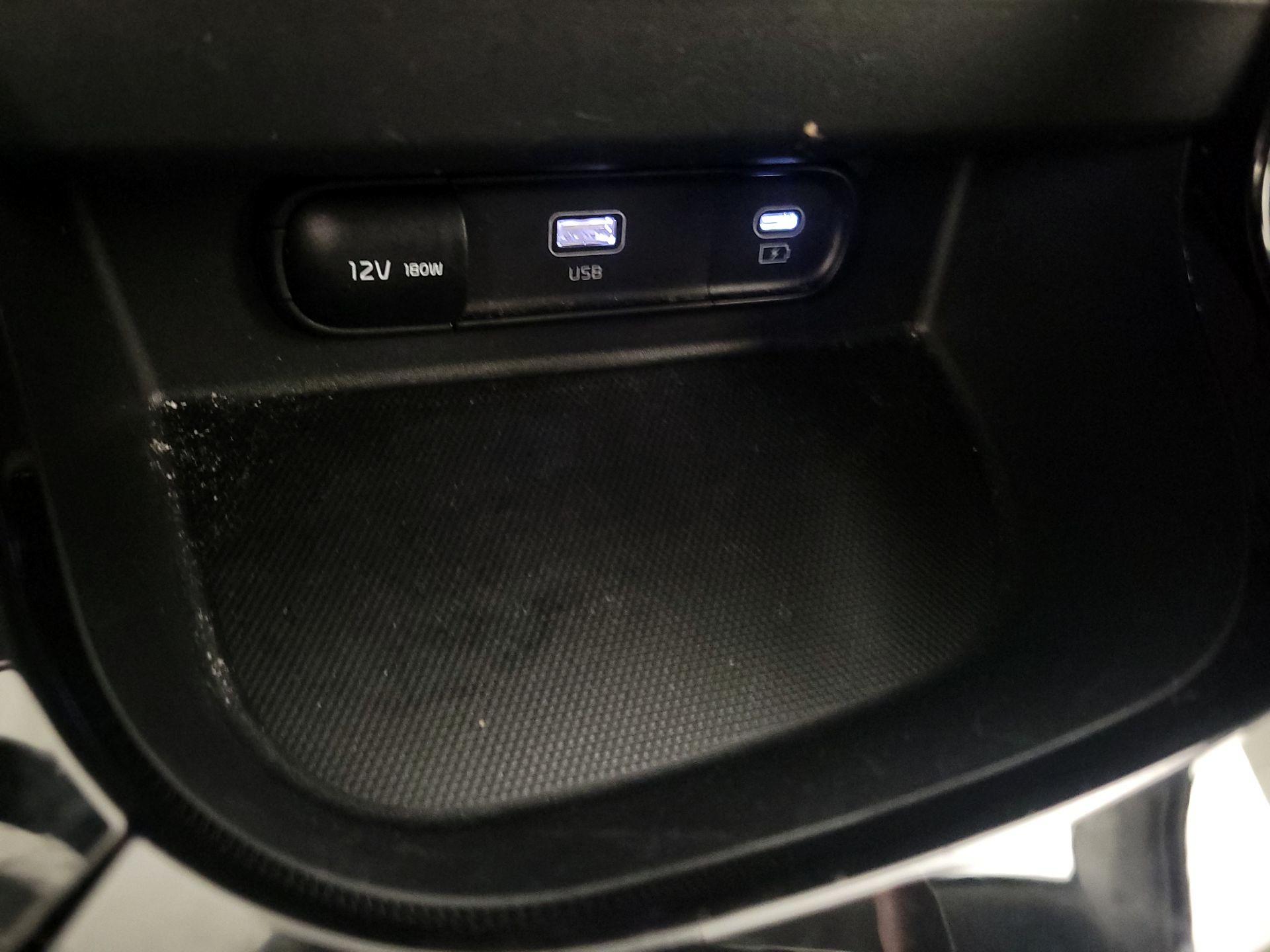 Thumbnail: 2024 Kia Seltos - 19