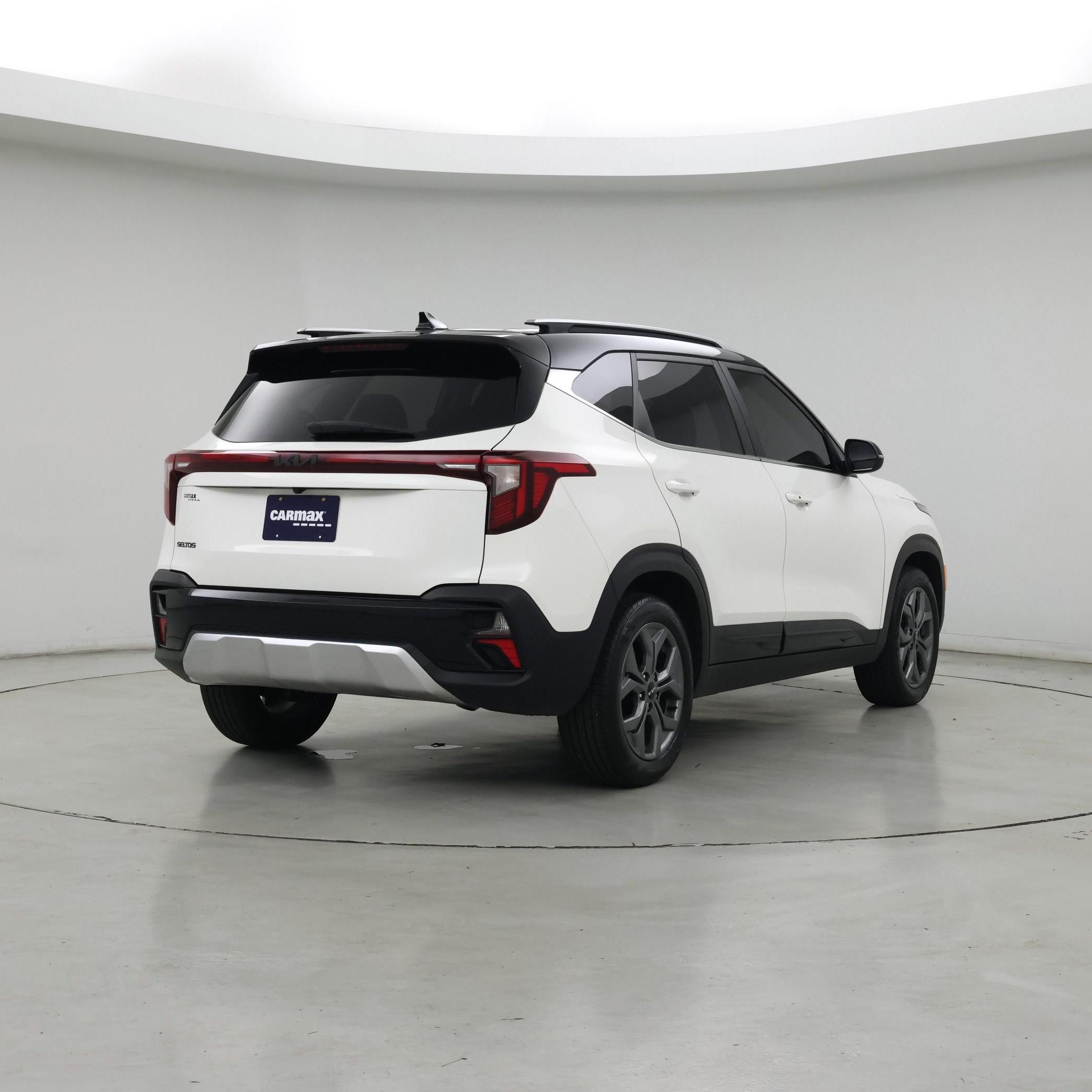 Thumbnail: 2024 Kia Seltos - 8