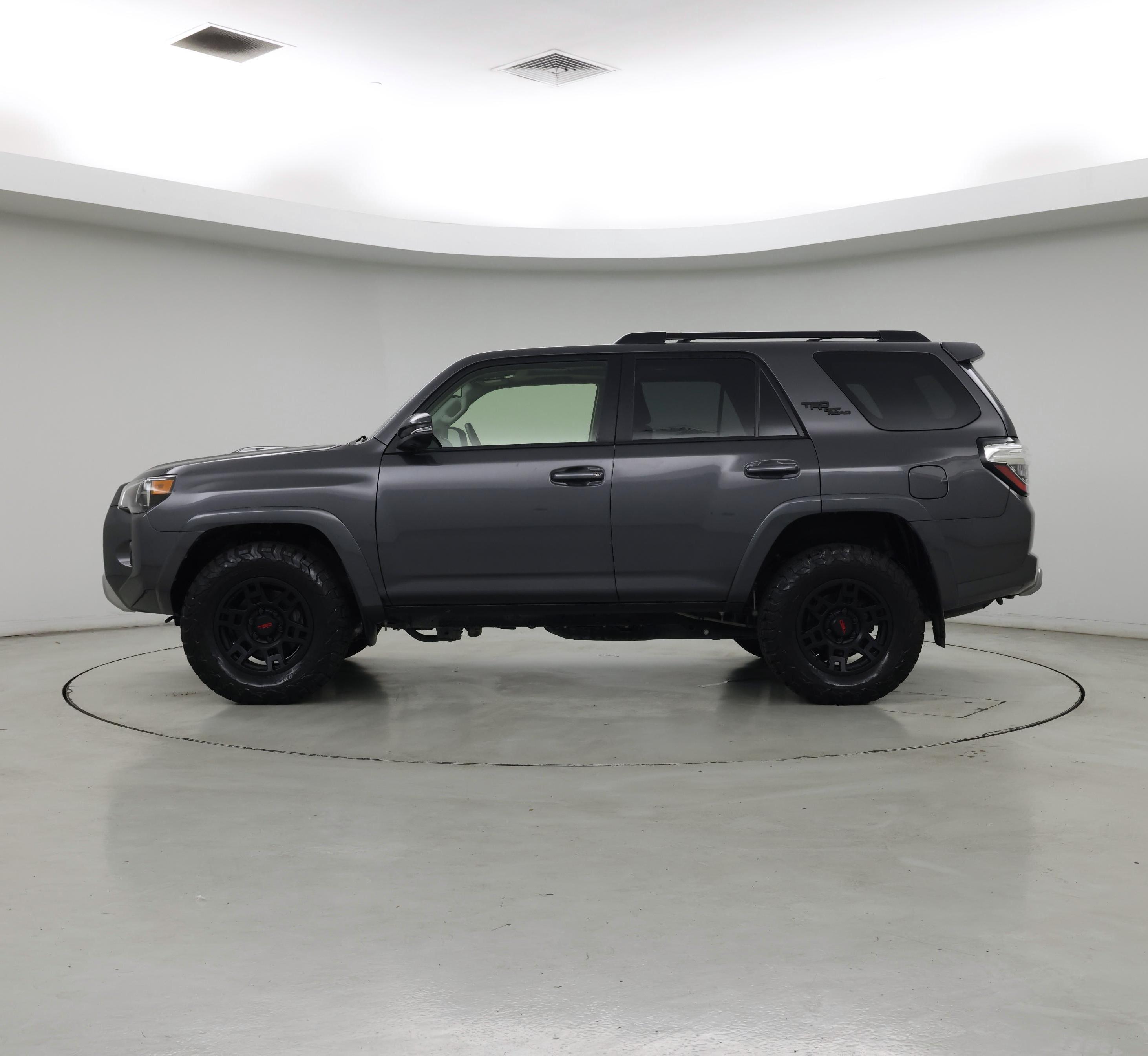 Thumbnail: 2023 Toyota 4Runner - 3
