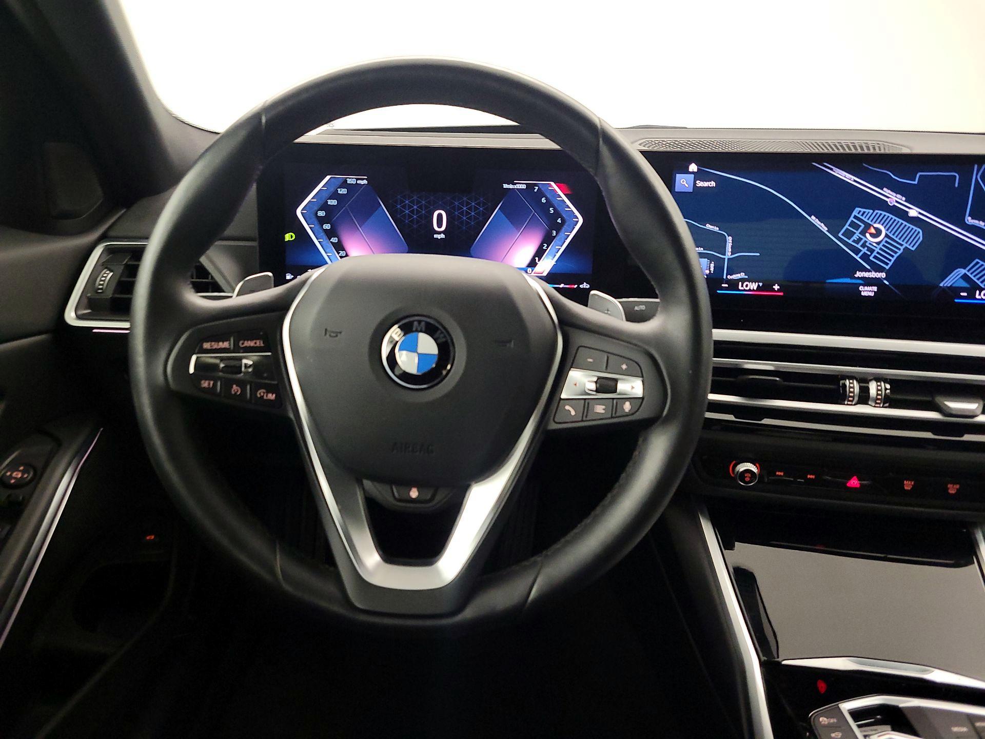 Thumbnail: 2023 BMW 3 Series - 10