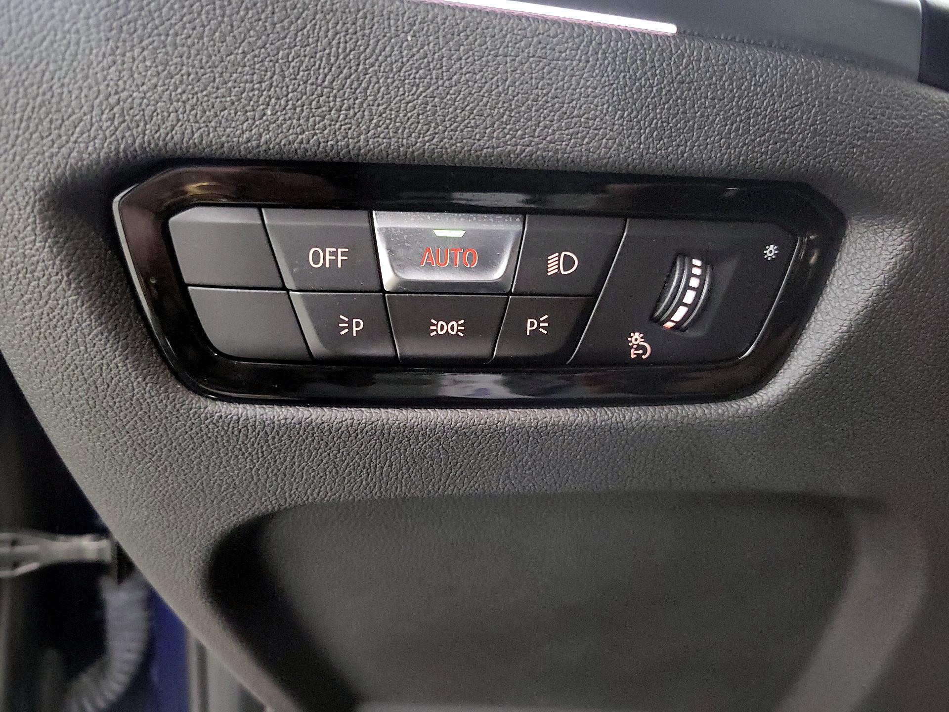 Thumbnail: 2023 BMW 3 Series - 13