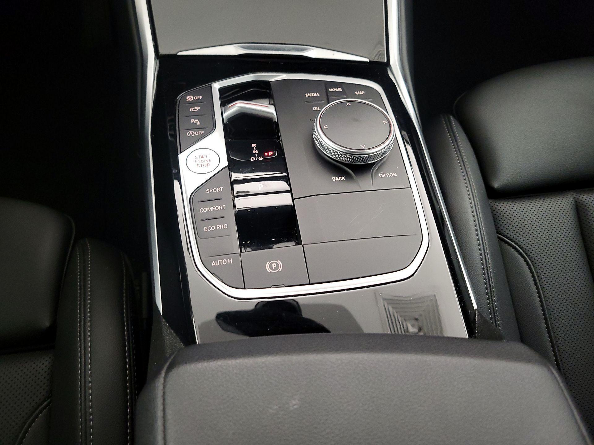 Thumbnail: 2023 BMW 3 Series - 18