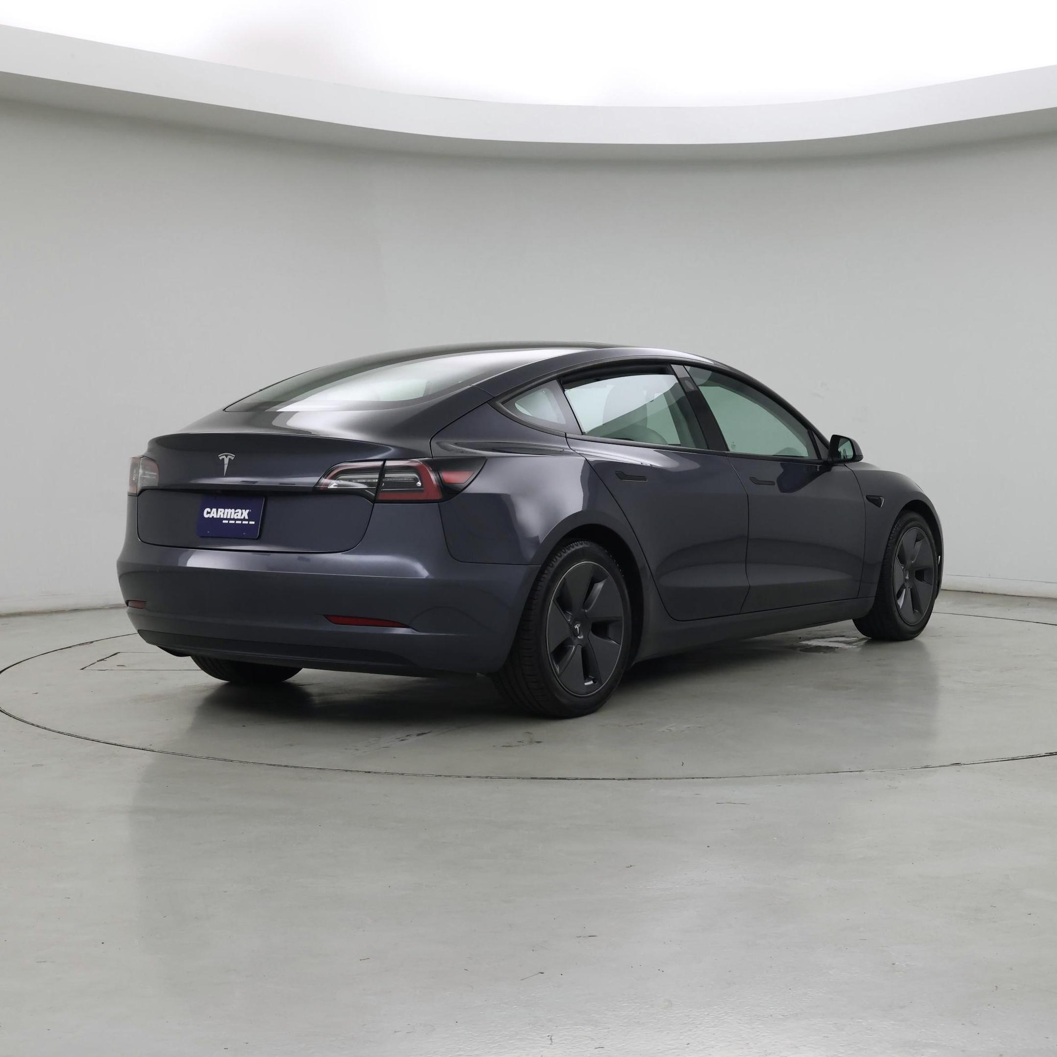 Thumbnail: 2021 Tesla Model 3 - 8