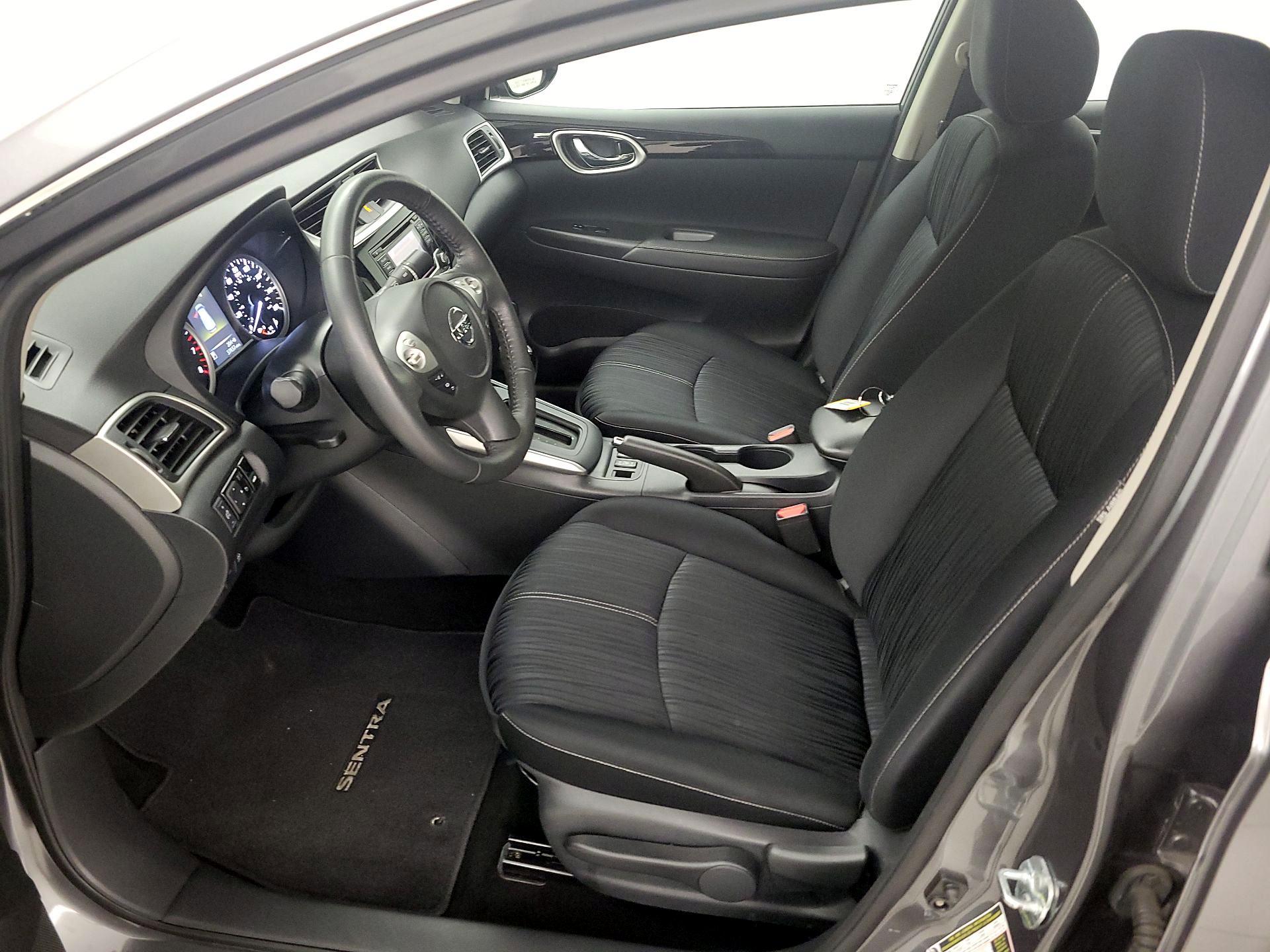 Thumbnail: 2017 Nissan Sentra - 11