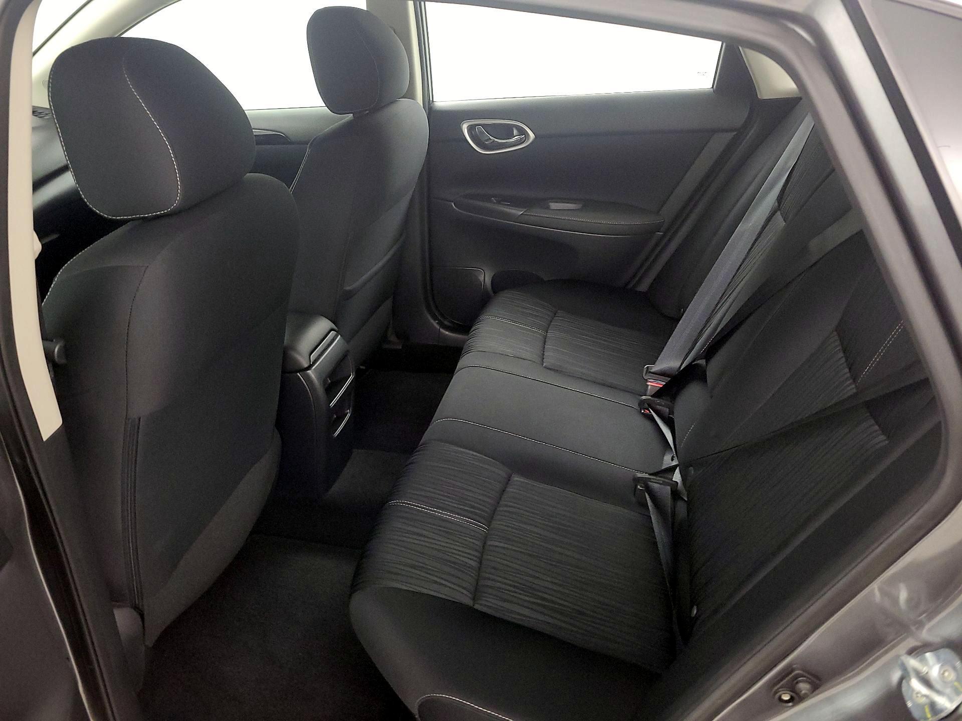 Thumbnail: 2017 Nissan Sentra - 19