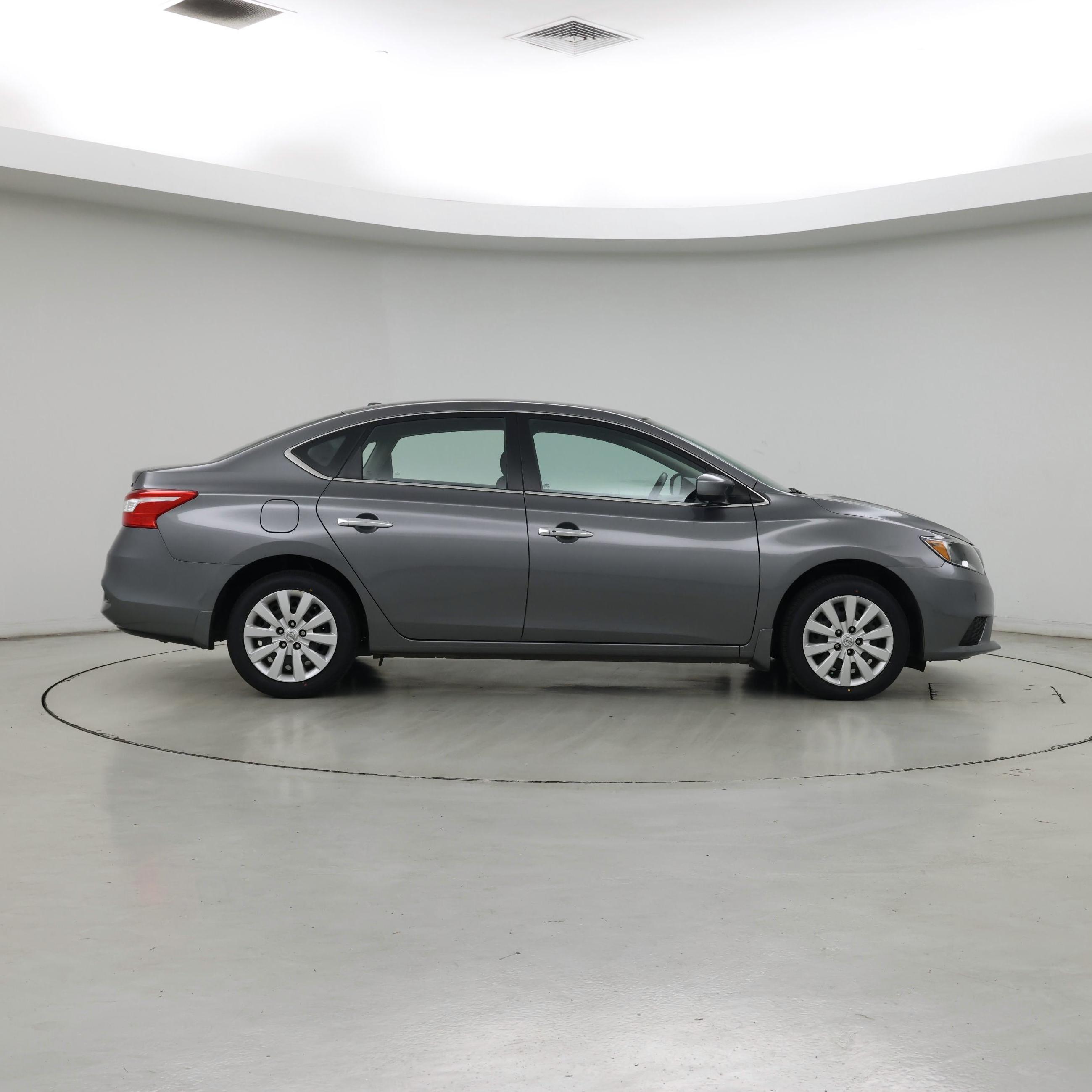 Thumbnail: 2017 Nissan Sentra - 7