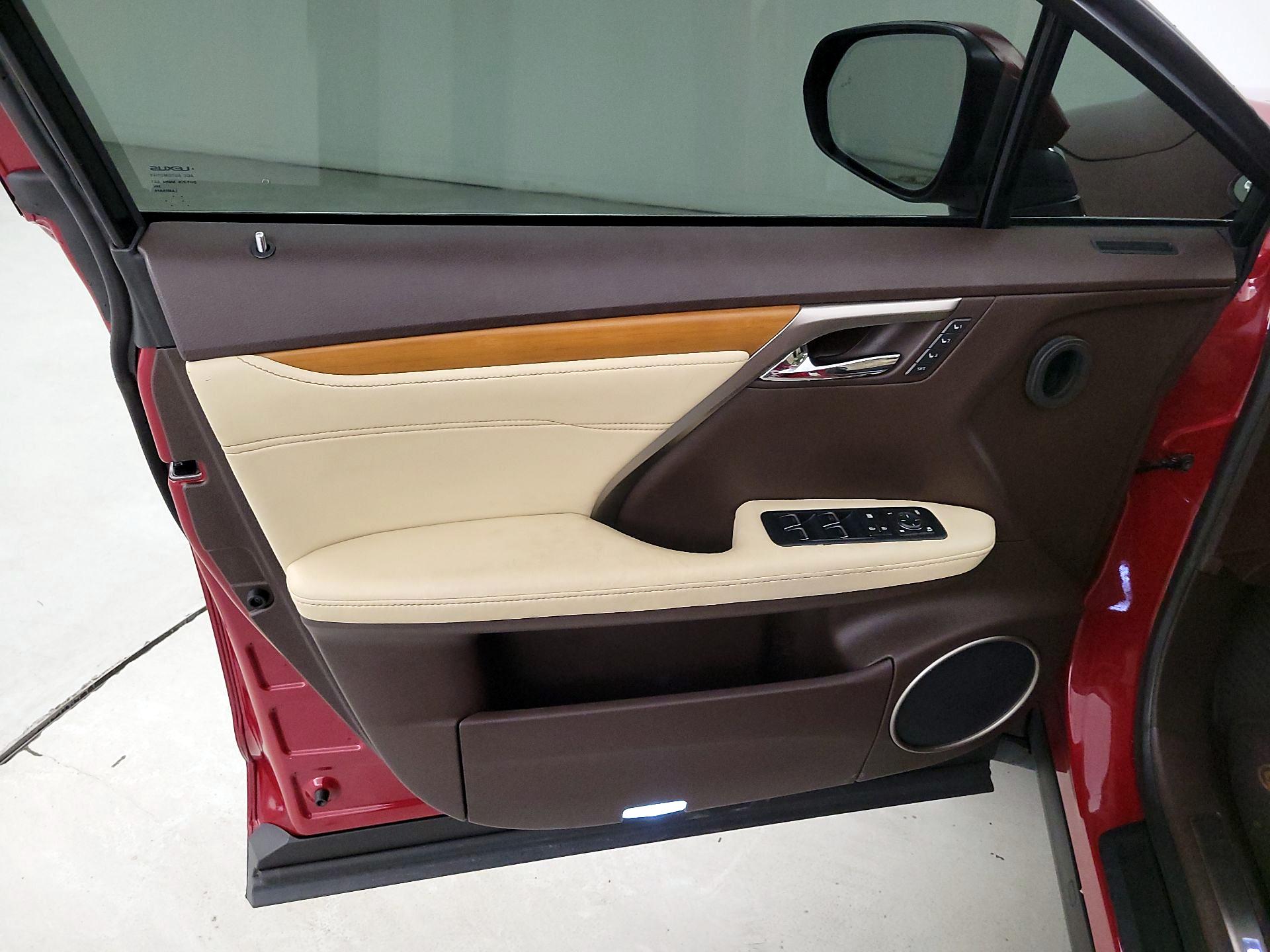 Thumbnail: 2017 Lexus RX - 12