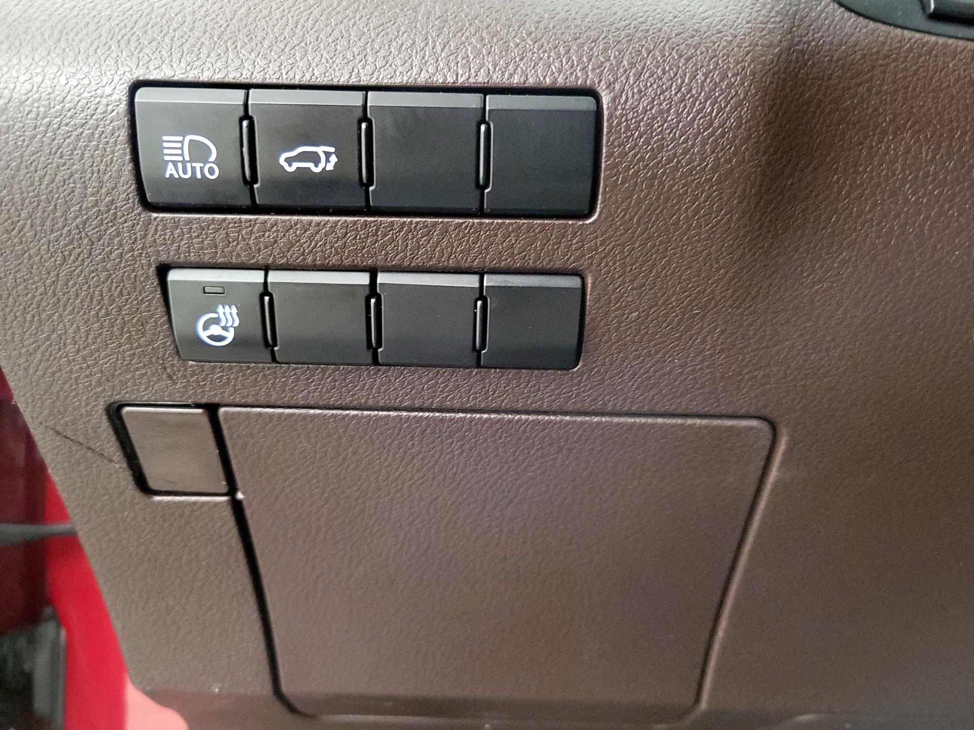 Thumbnail: 2017 Lexus RX - 13