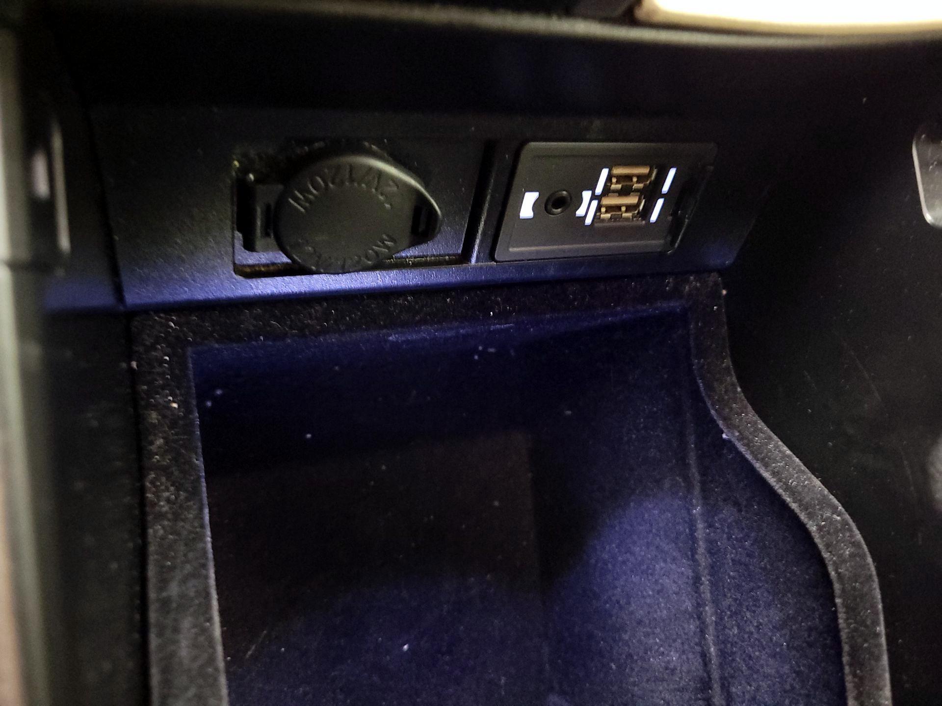 Thumbnail: 2017 Lexus RX - 19