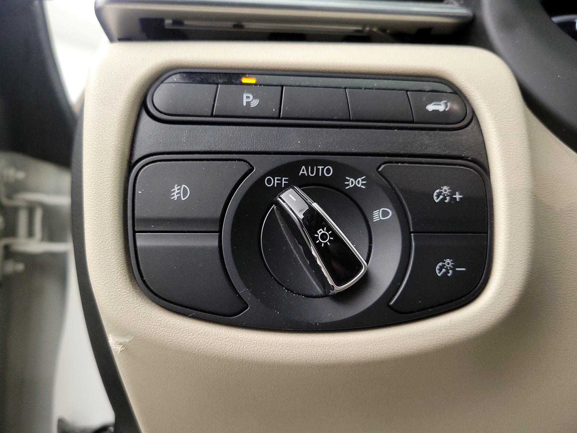 Thumbnail: 2020 INFINITI QX50 - 13