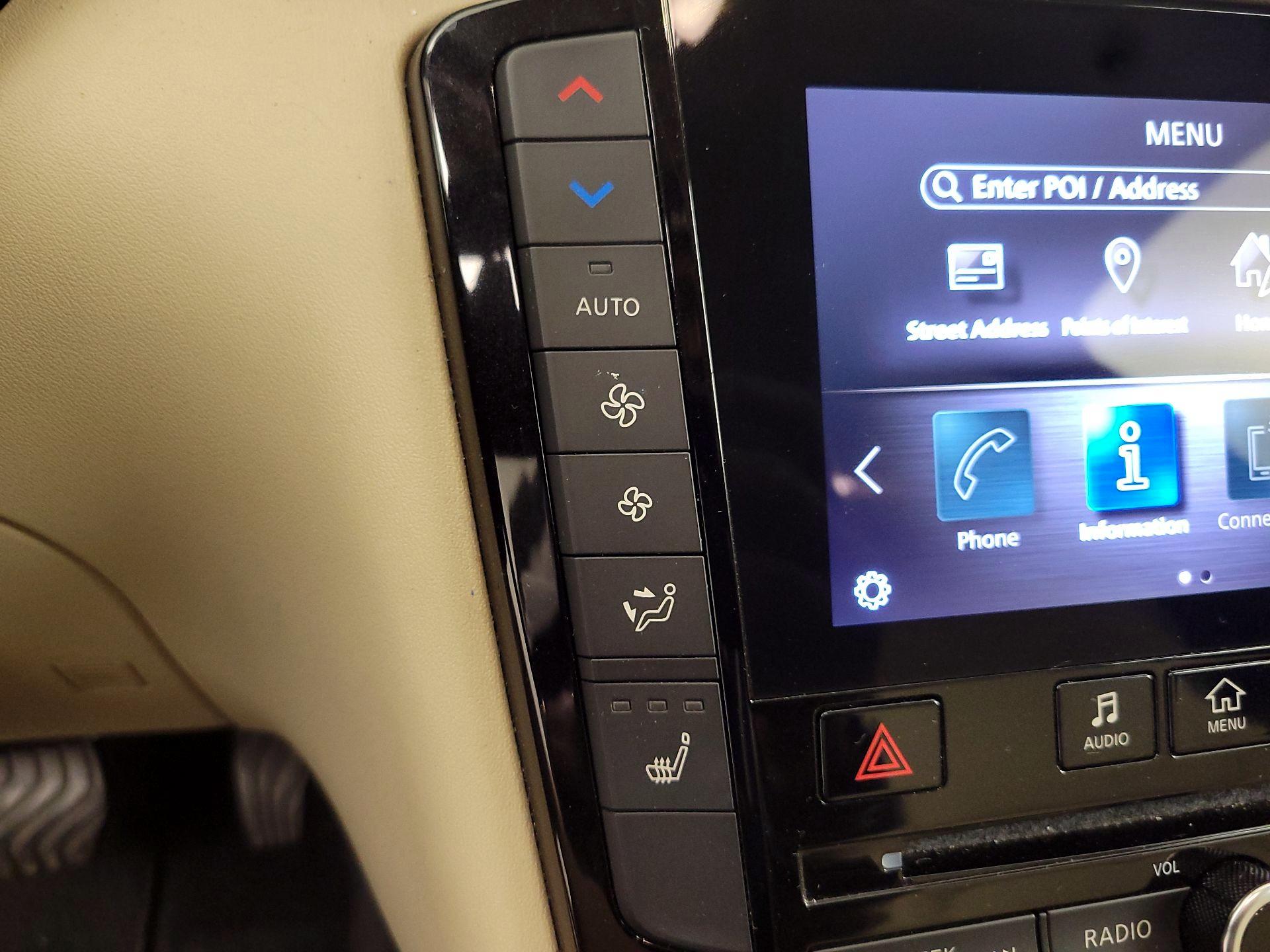 Thumbnail: 2020 INFINITI QX50 - 17