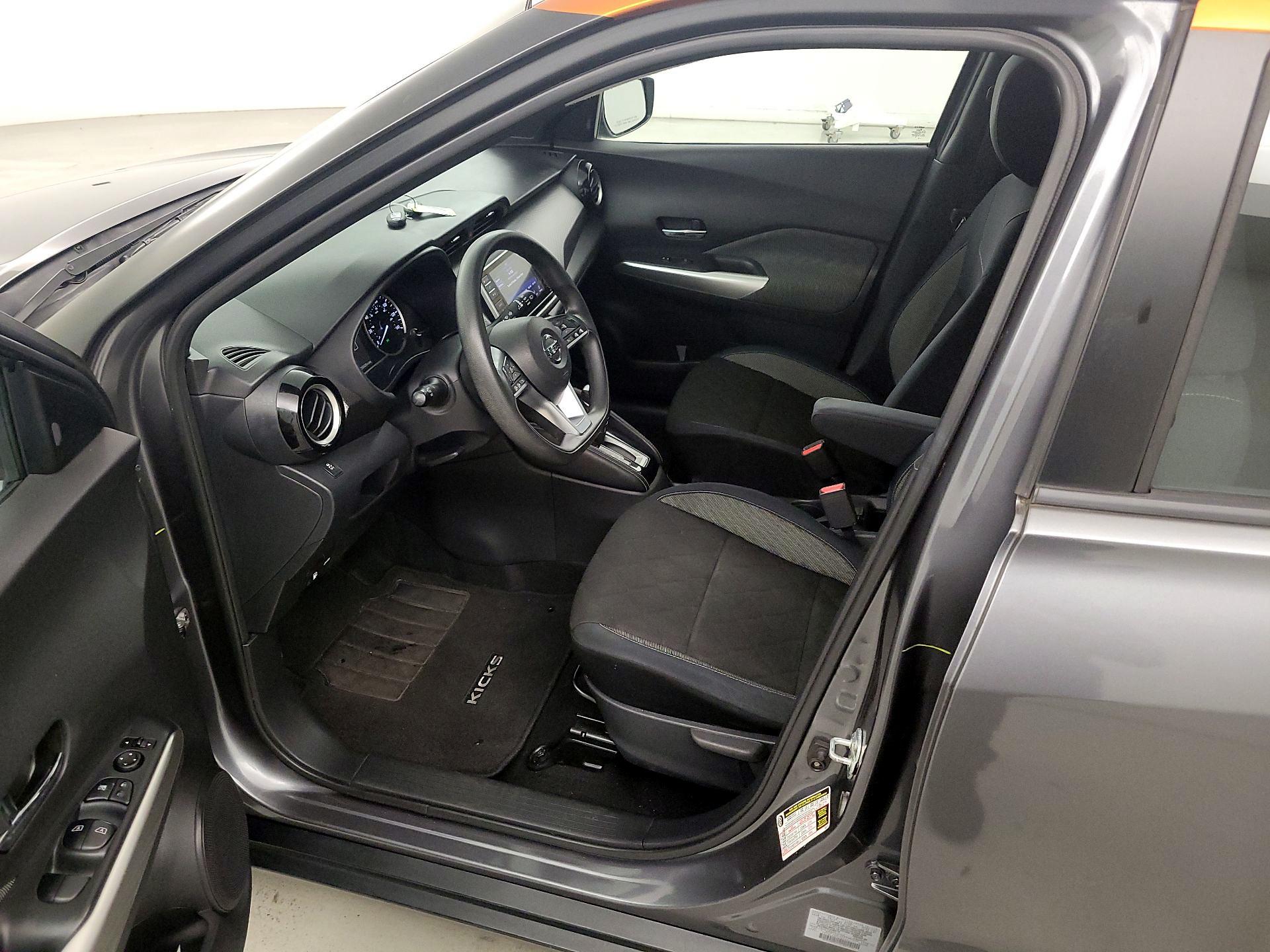 Thumbnail: 2018 Nissan Kicks - 11