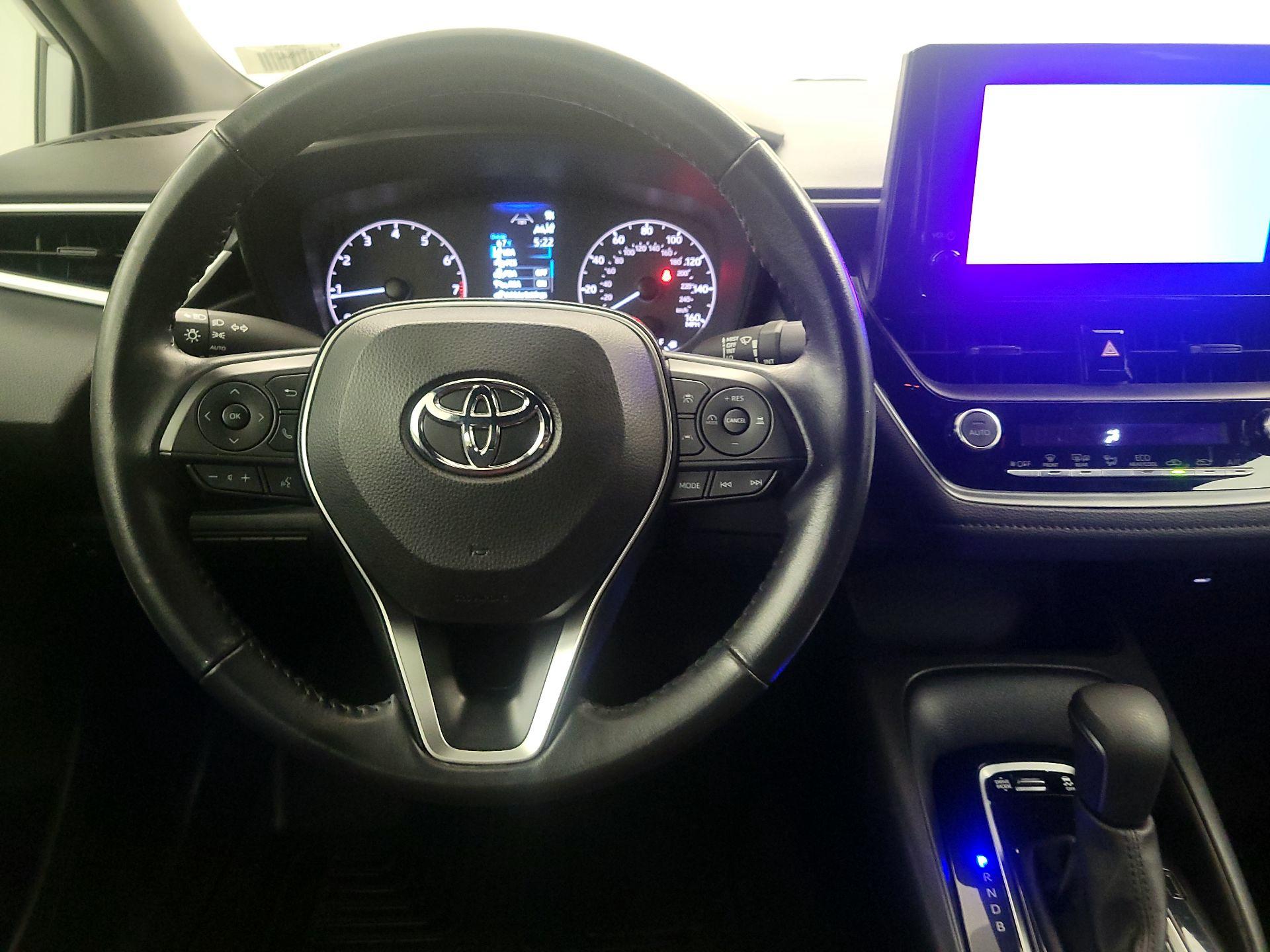 Thumbnail: 2023 Toyota Corolla - 10