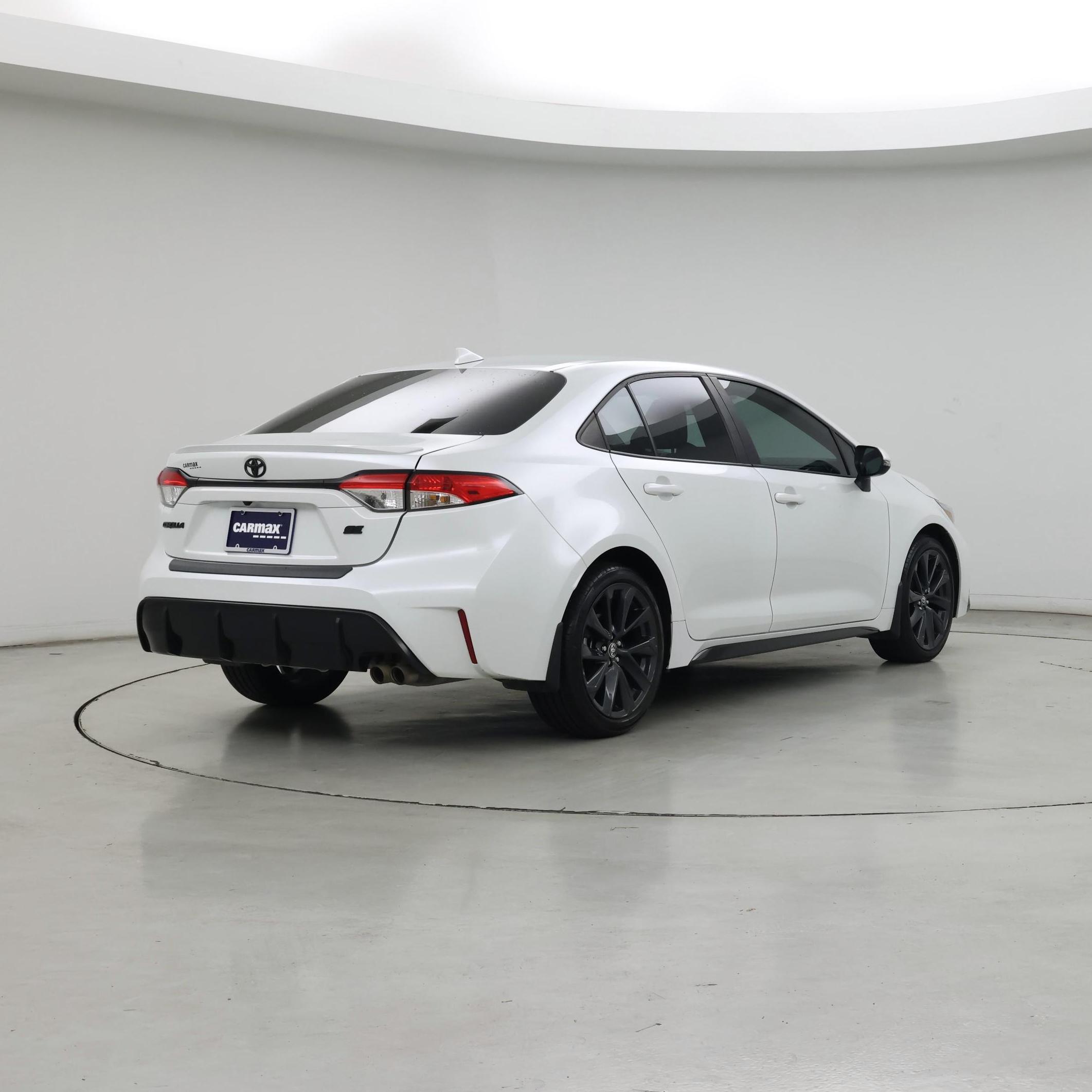 Thumbnail: 2023 Toyota Corolla - 8