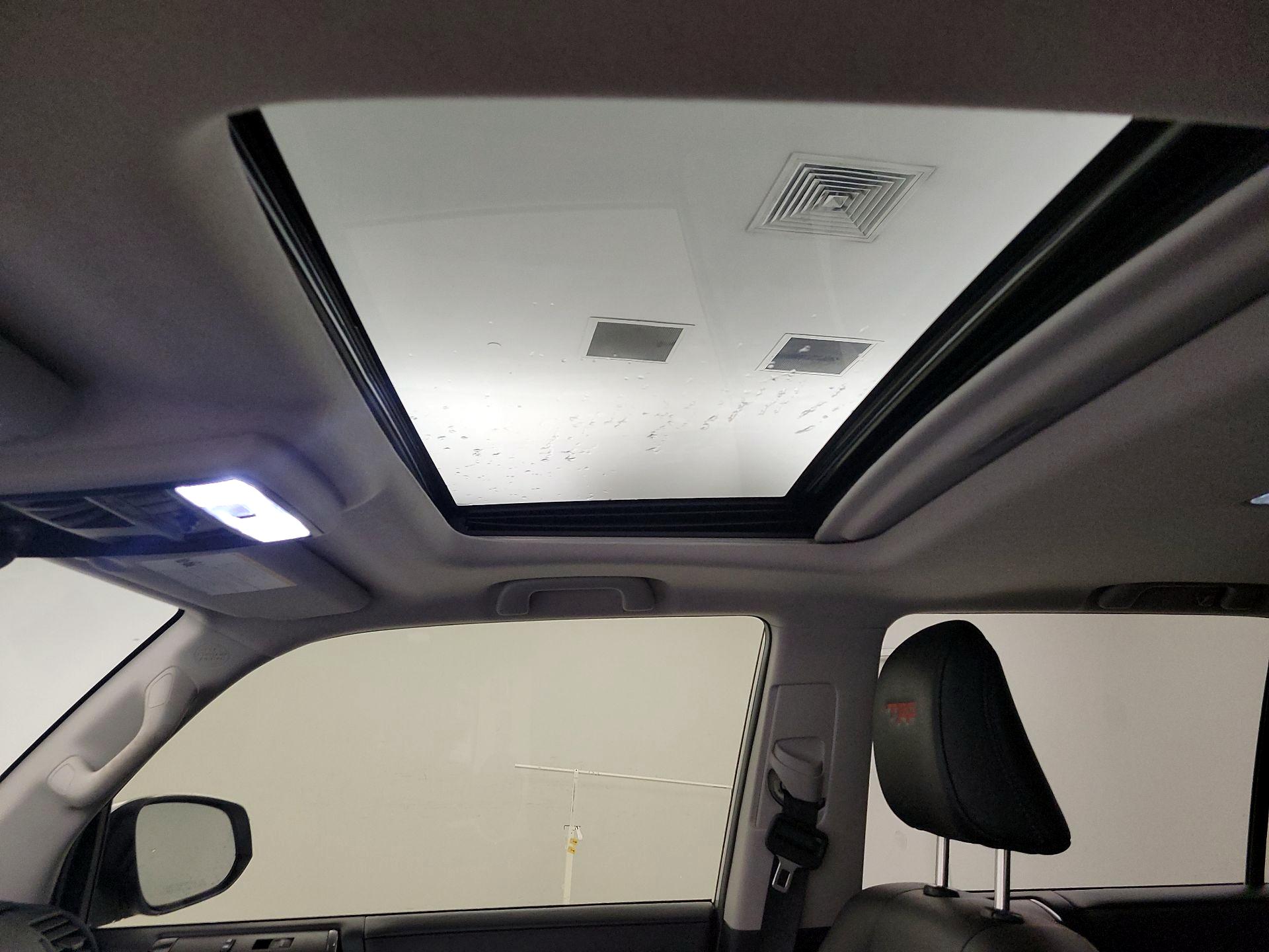 Thumbnail: 2021 Toyota 4Runner - 20