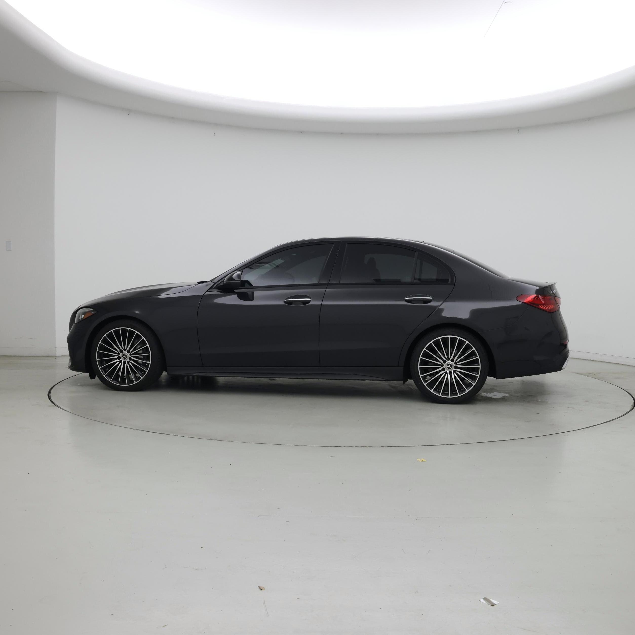 Thumbnail: 2023 Mercedes-Benz C-Class - 3