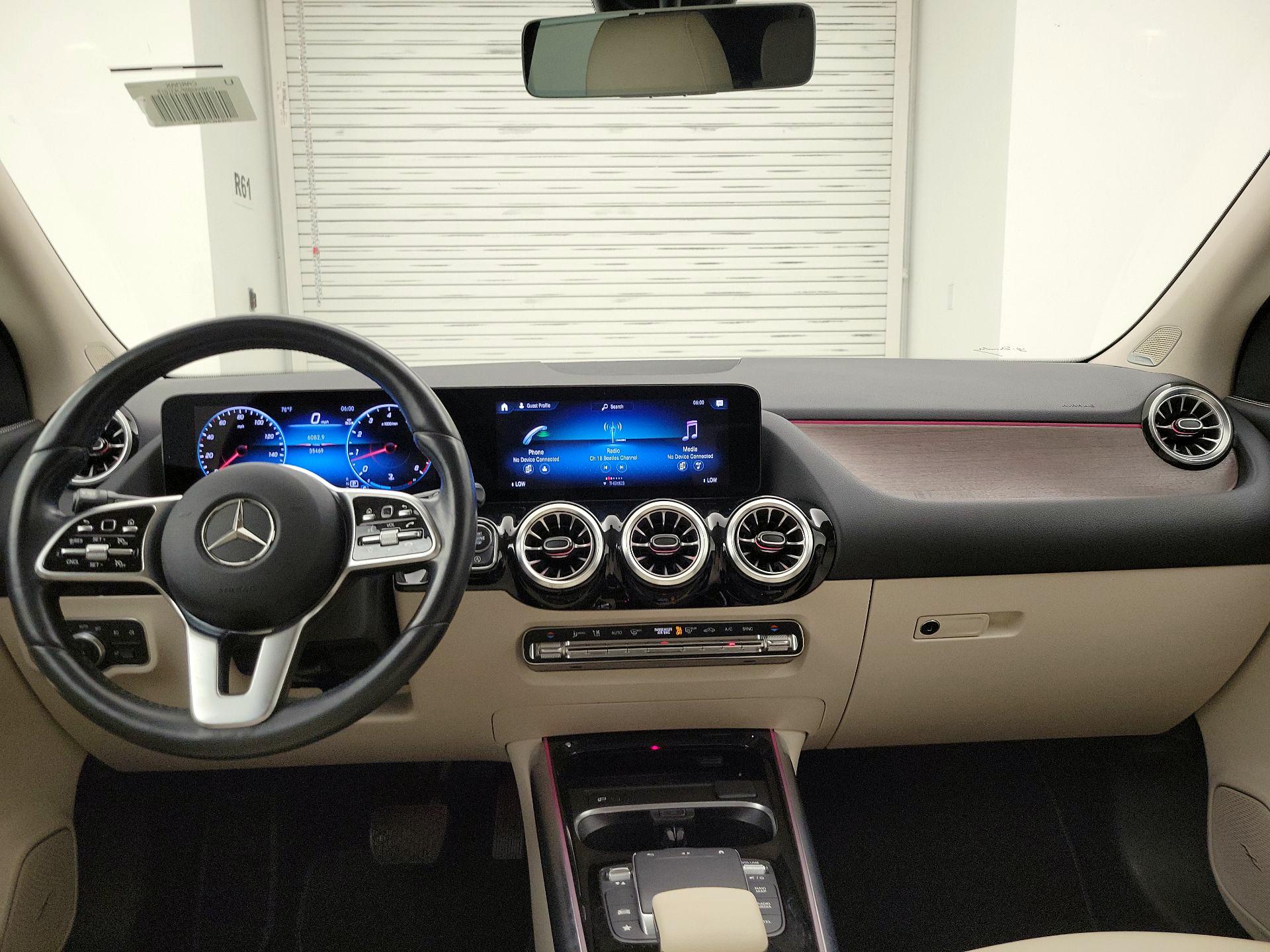 Thumbnail: 2023 Mercedes-Benz GLA - 9