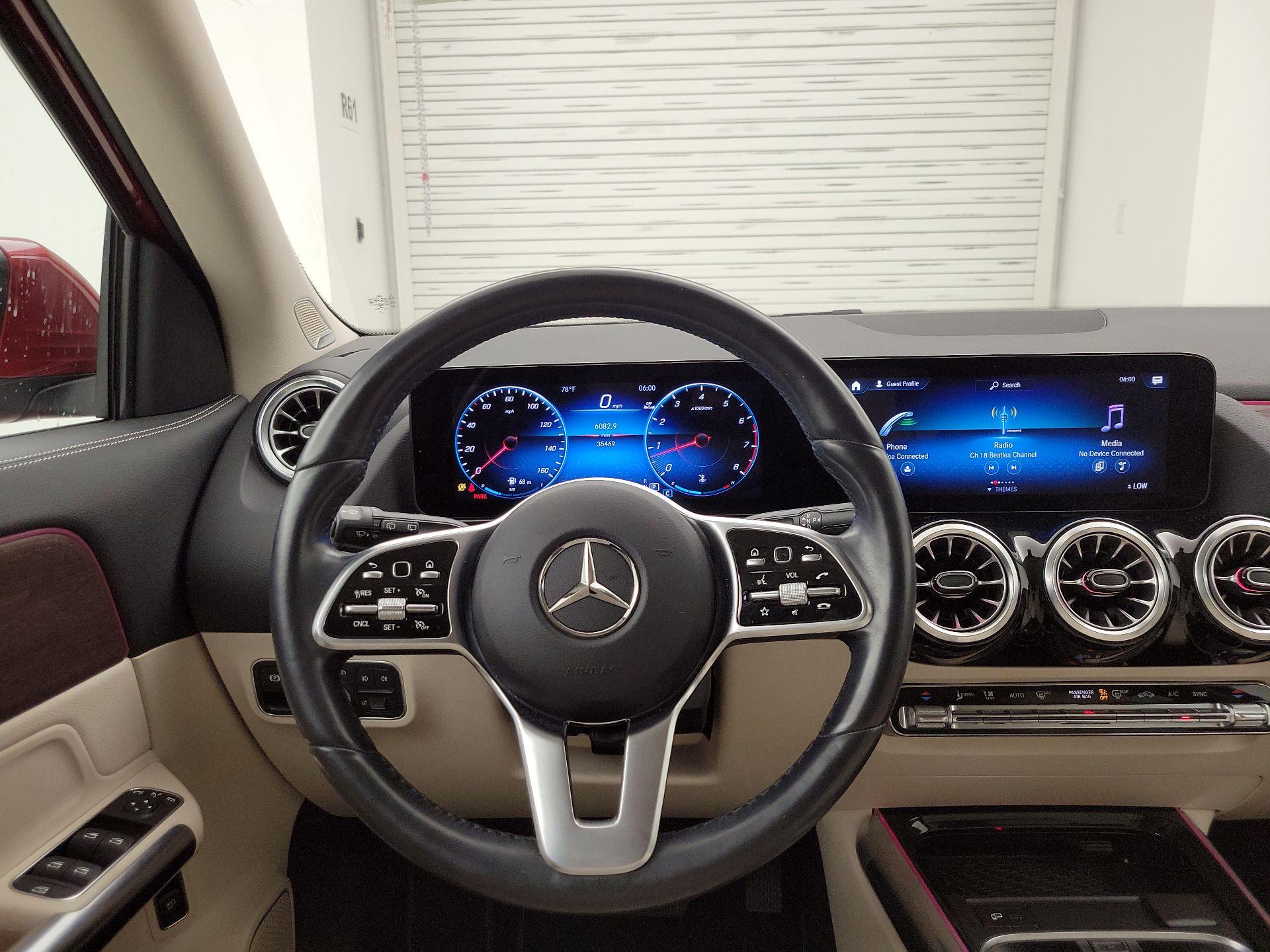 Thumbnail: 2023 Mercedes-Benz GLA - 10