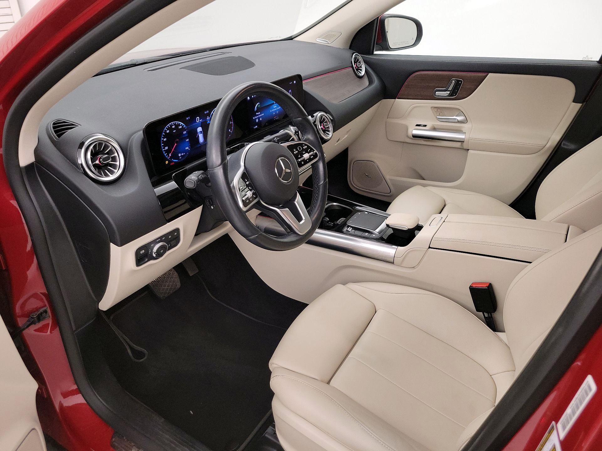 Thumbnail: 2023 Mercedes-Benz GLA - 11