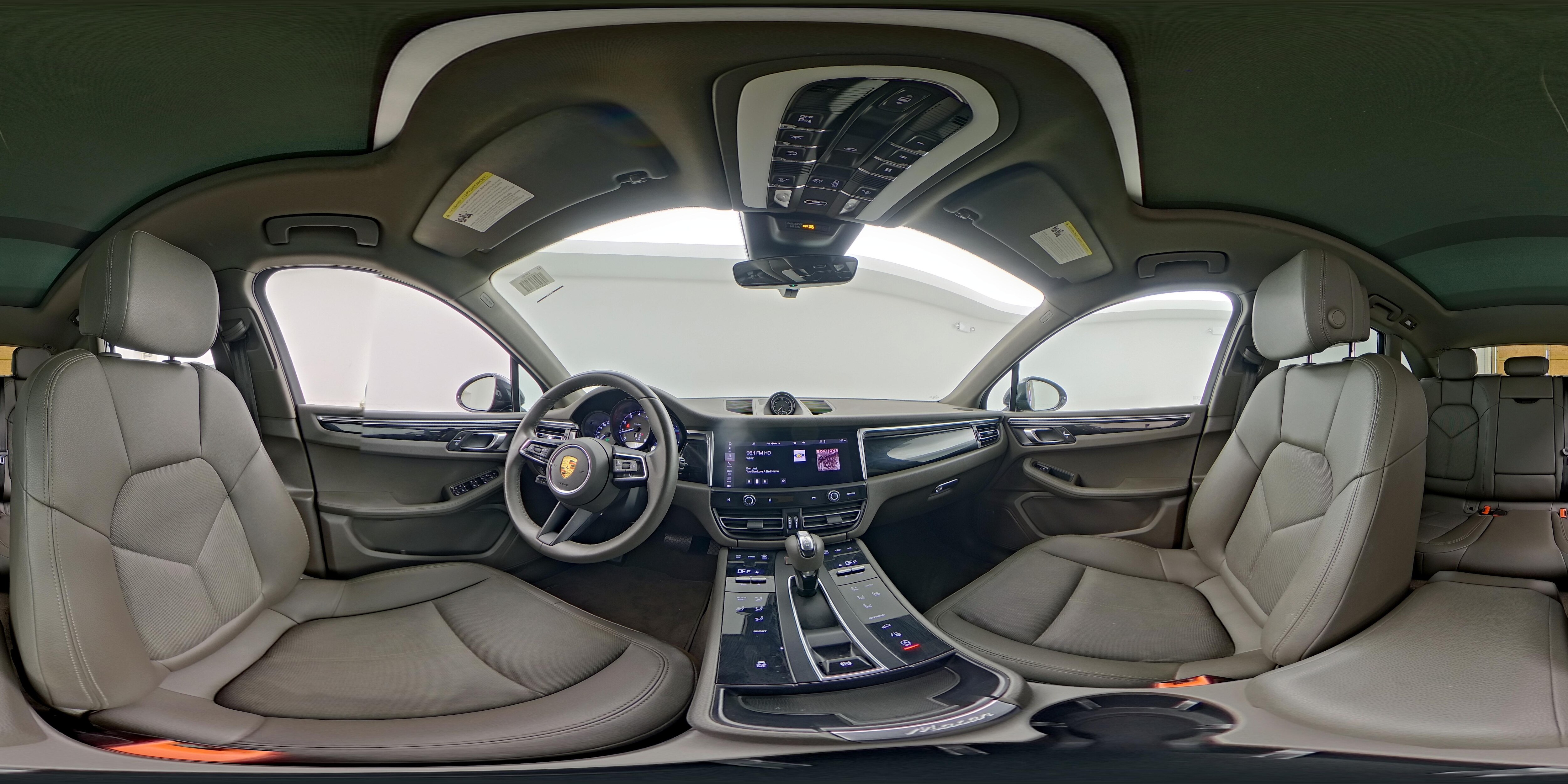 2022 Porsche Macan Base - Photo 26