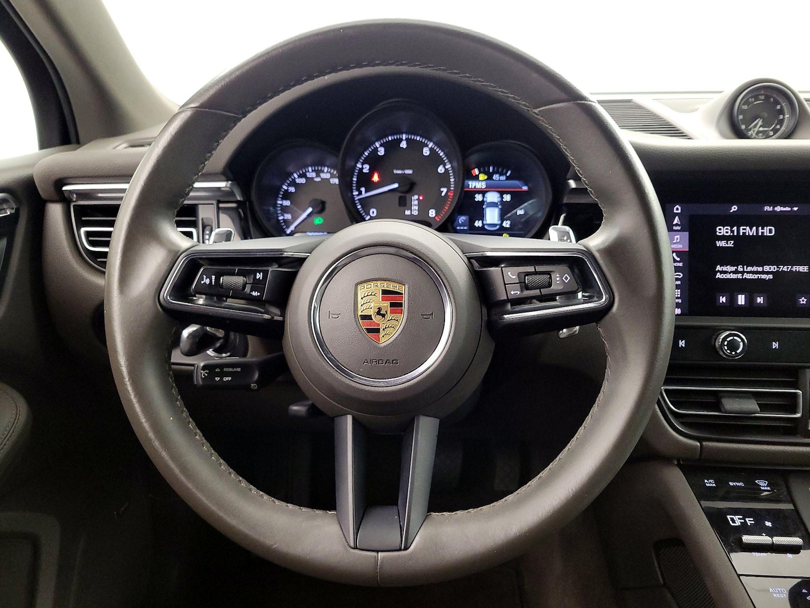2022 Porsche Macan Base - Photo 11