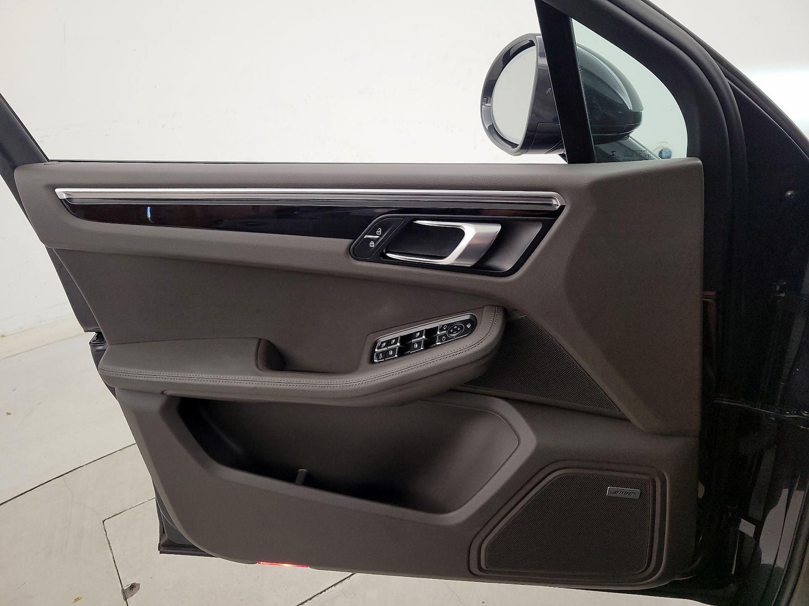 2022 Porsche Macan Base - Photo 13