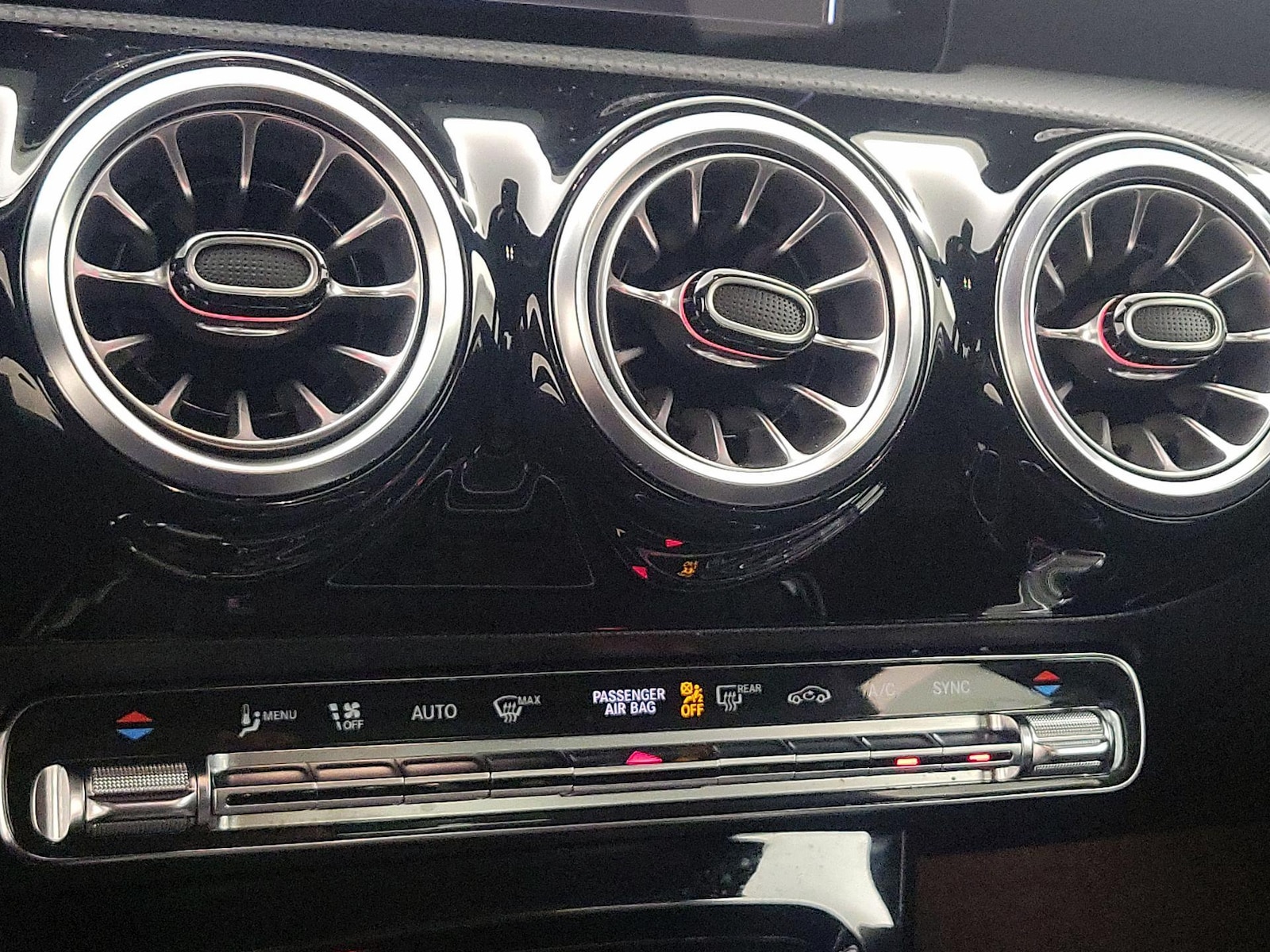 2023 Mercedes-Benz CLA CLA 250 - Photo 17