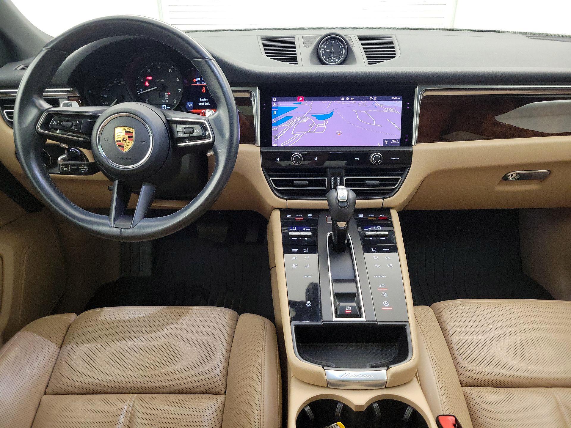 Thumbnail: 2023 Porsche Macan - 9