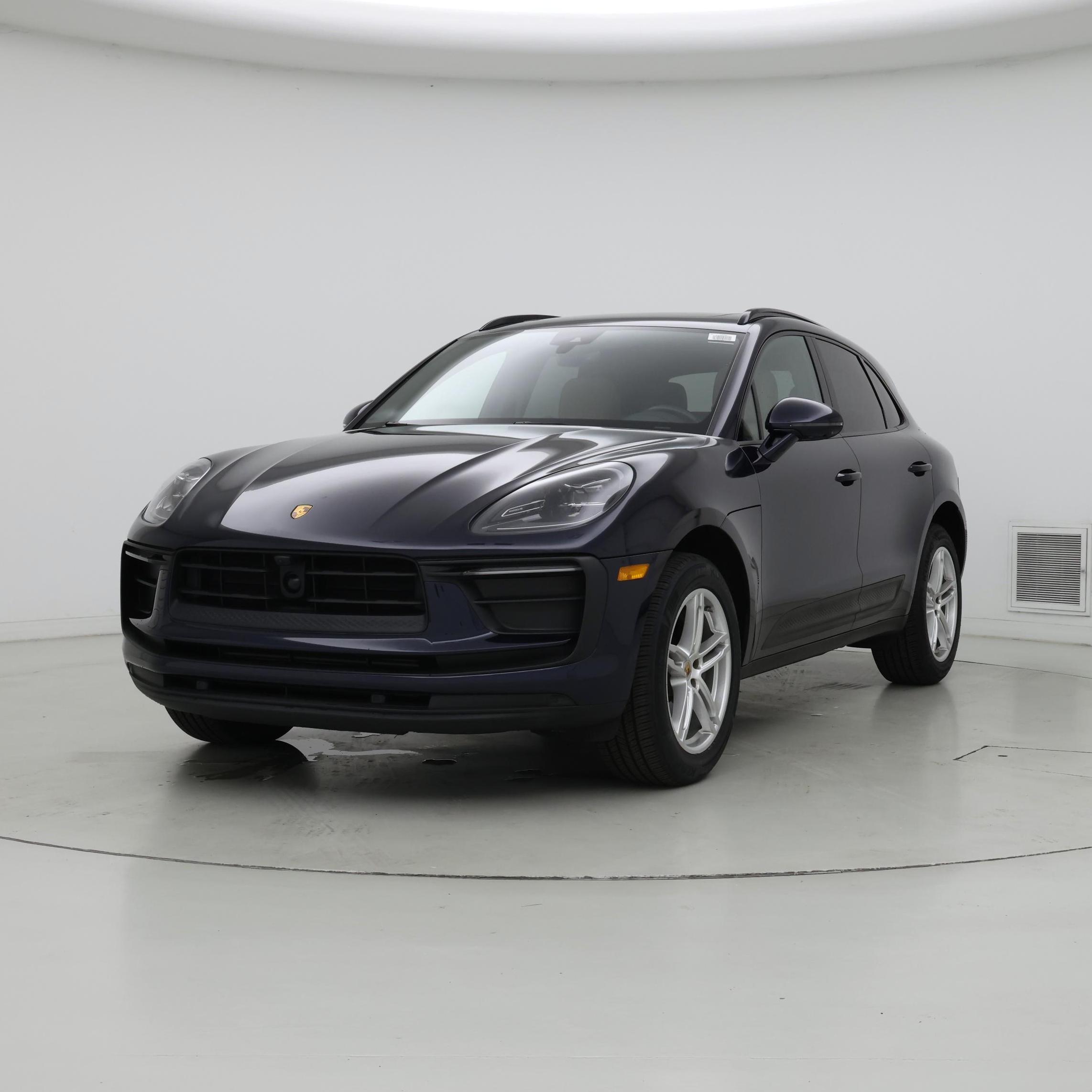 Thumbnail: 2023 Porsche Macan - 4