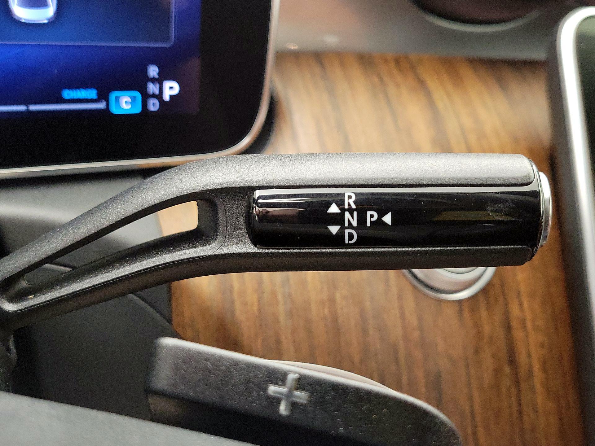 Thumbnail: 2023 Mercedes-Benz C-Class - 17