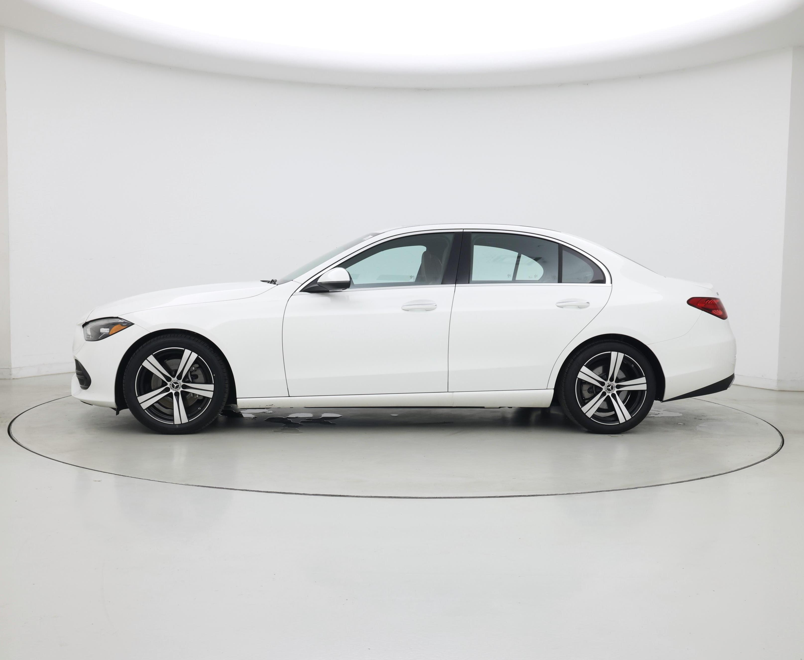 Thumbnail: 2023 Mercedes-Benz C-Class - 3