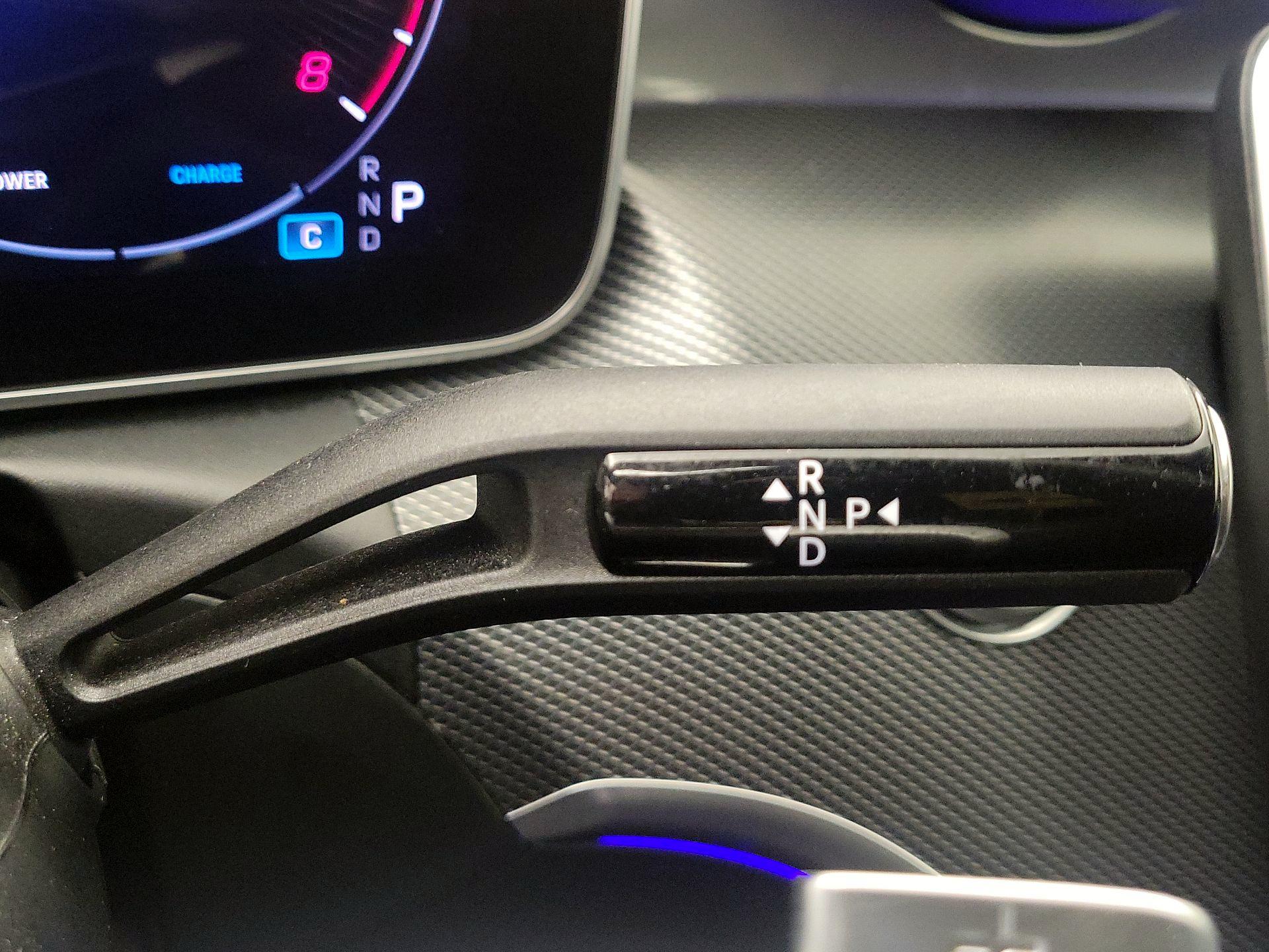 Thumbnail: 2025 Mercedes-Benz C-Class - 18