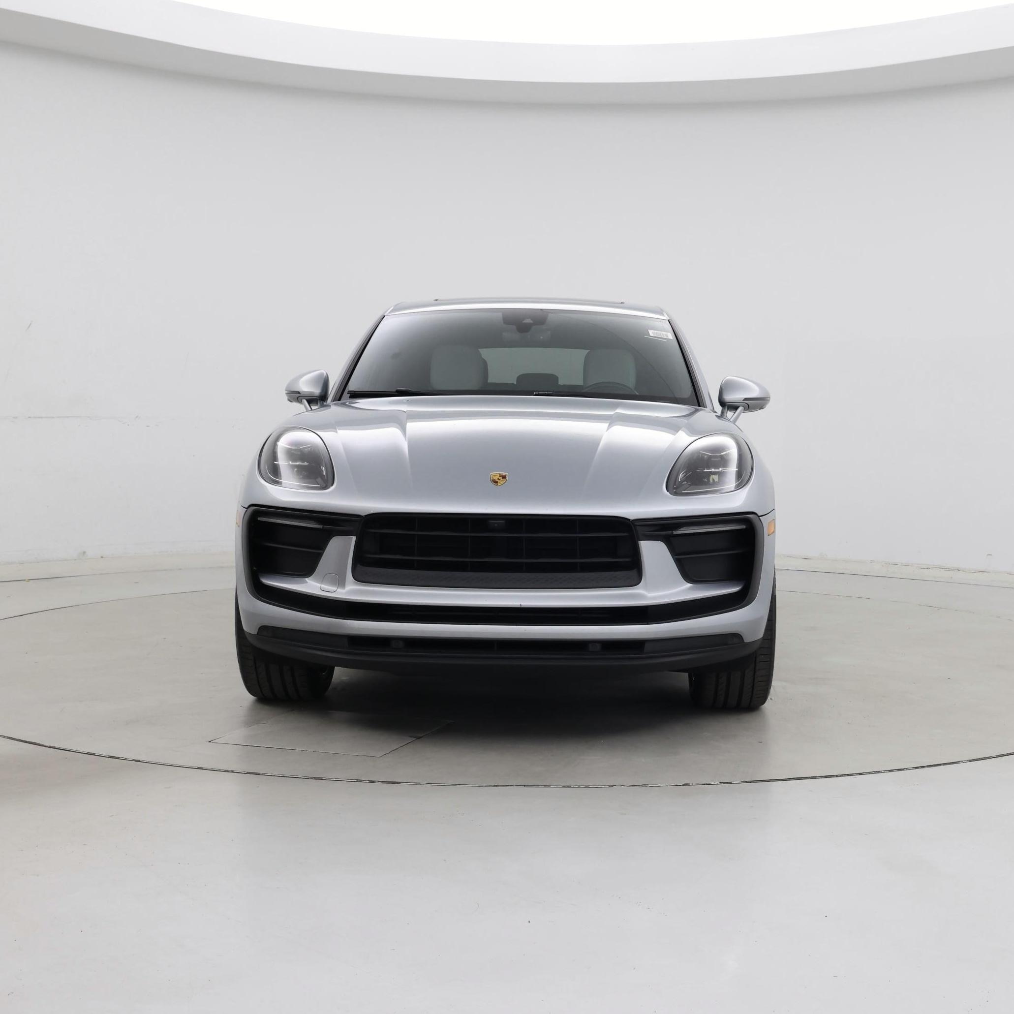 Thumbnail: 2022 Porsche Macan - 5