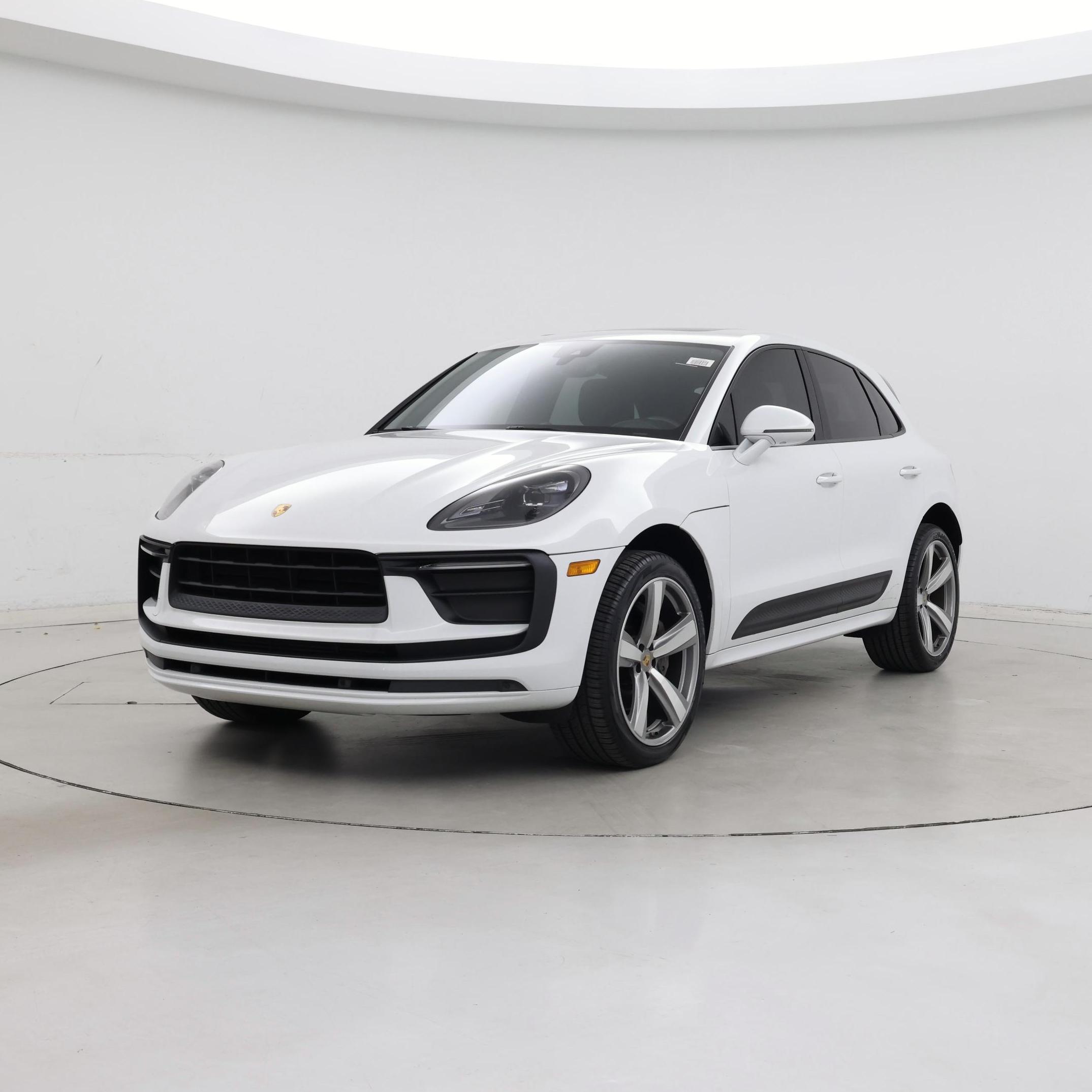 Thumbnail: 2022 Porsche Macan - 4