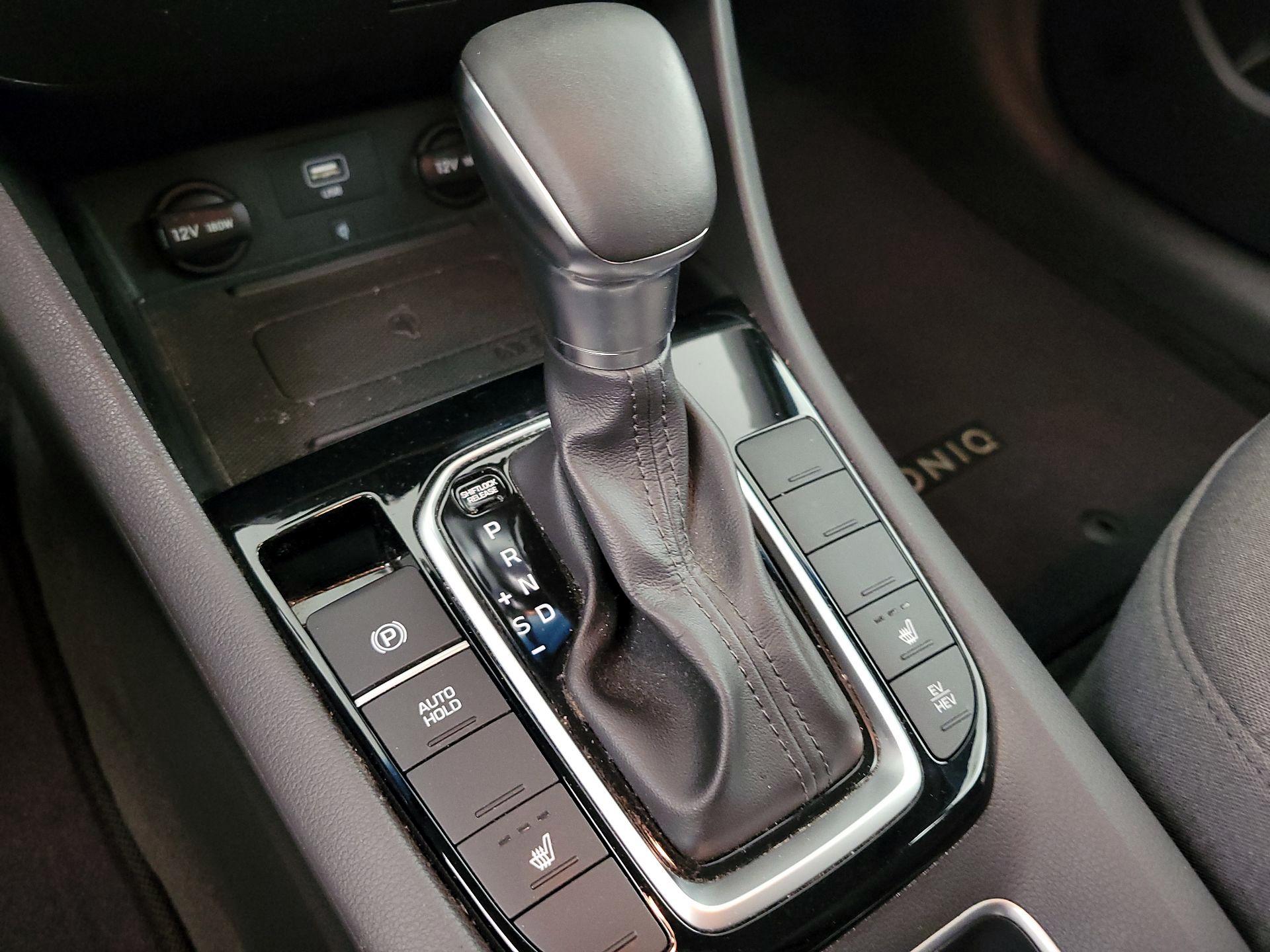 Thumbnail: 2021 Hyundai Ioniq - 17