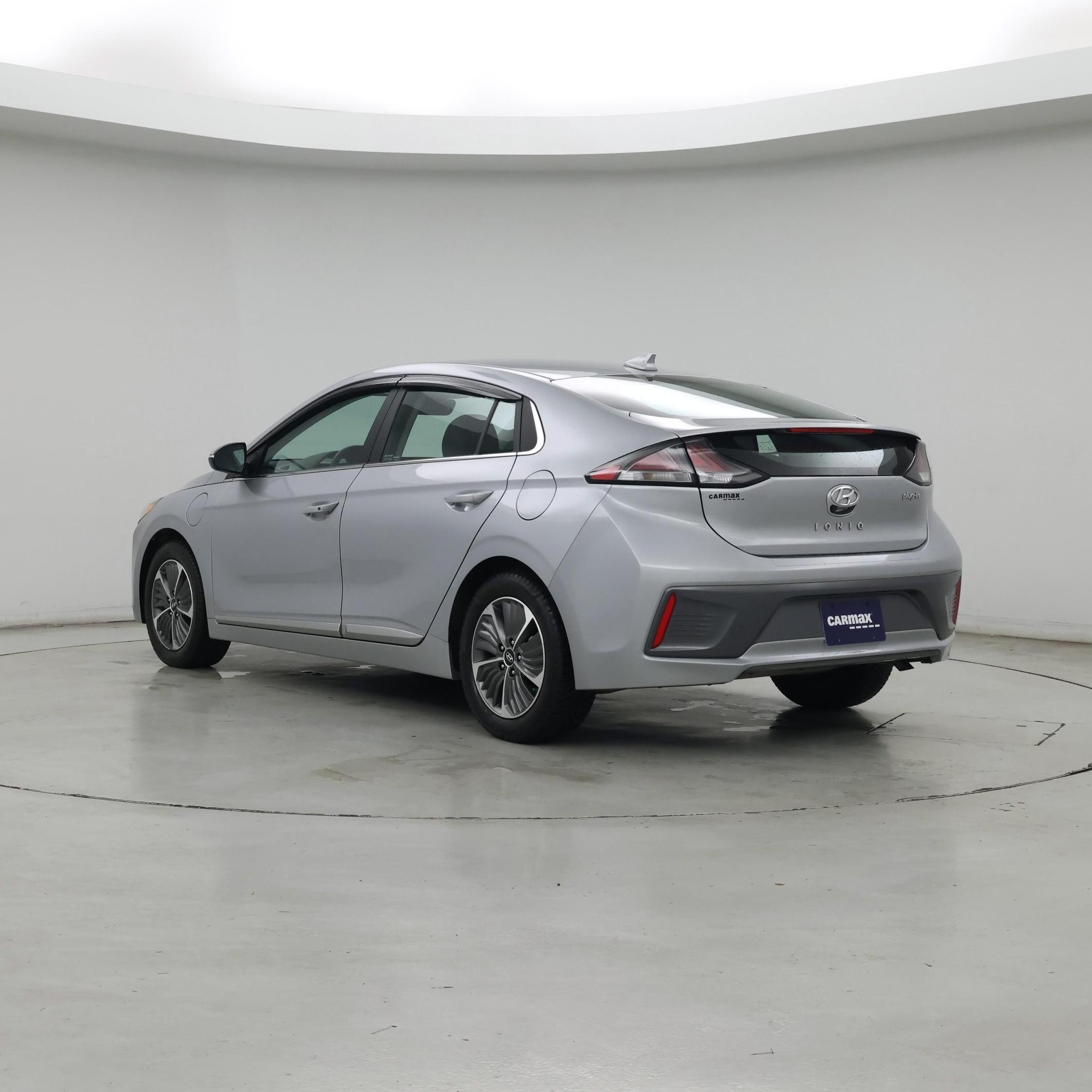 Thumbnail: 2021 Hyundai Ioniq - 2