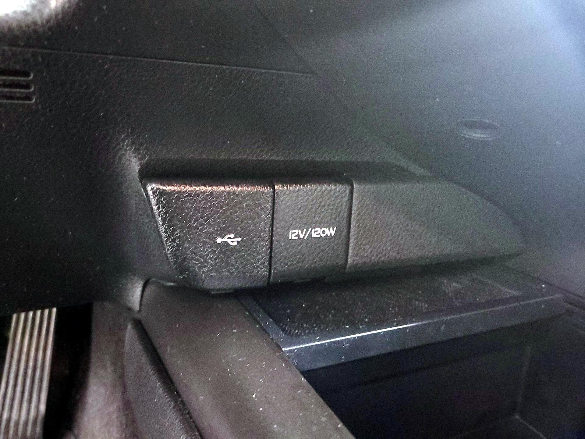 Thumbnail: 2022 Toyota Camry - 18