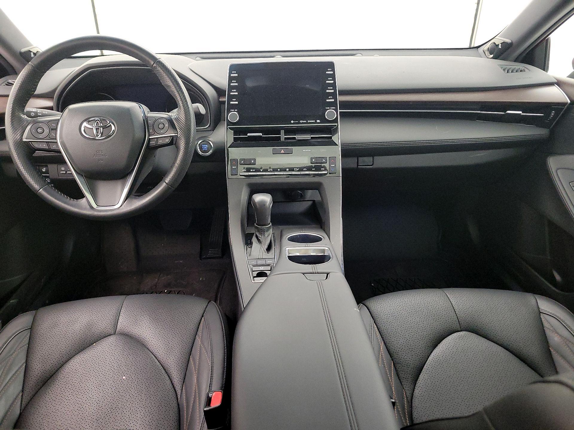 Thumbnail: 2022 Toyota Avalon - 9