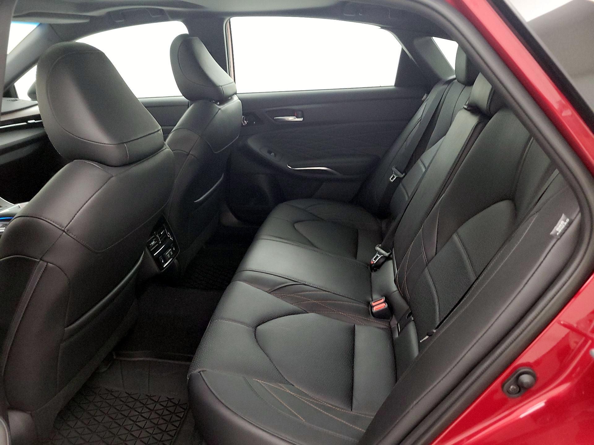 Thumbnail: 2022 Toyota Avalon - 20