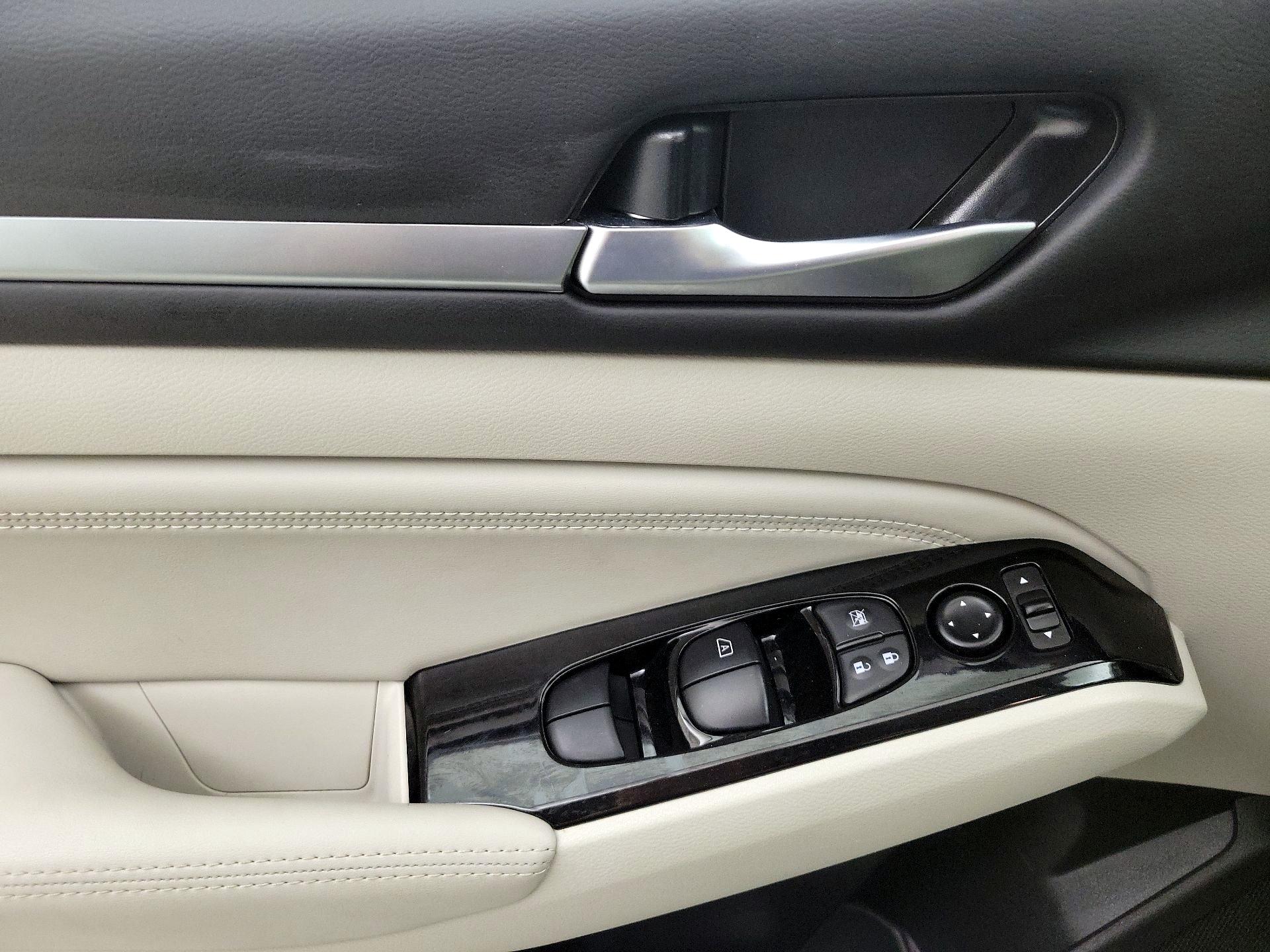 Thumbnail: 2023 Nissan Altima - 12