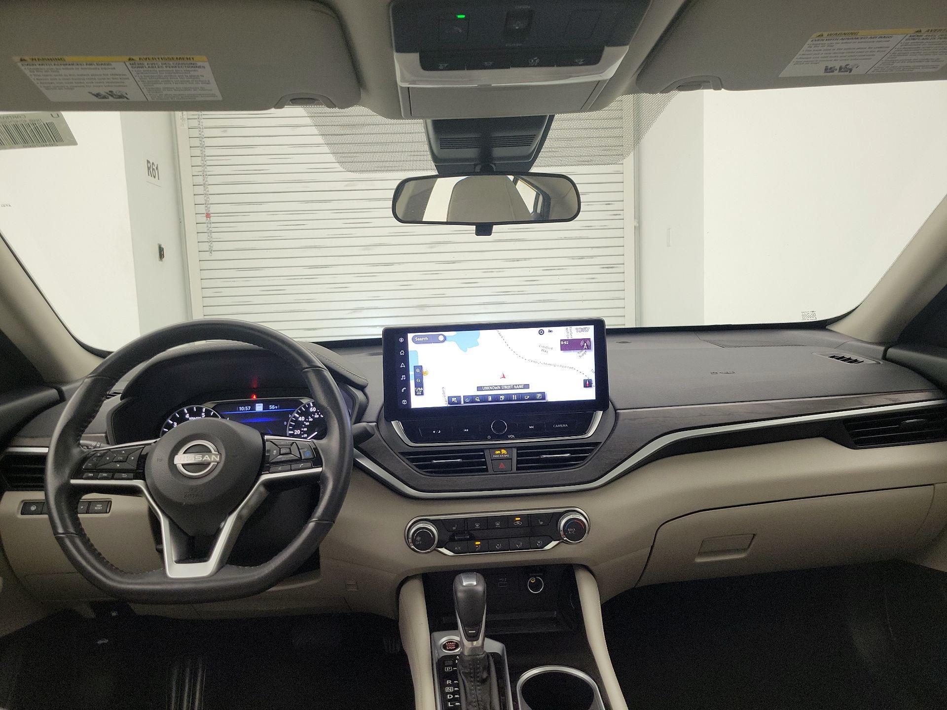 Thumbnail: 2023 Nissan Altima - 9