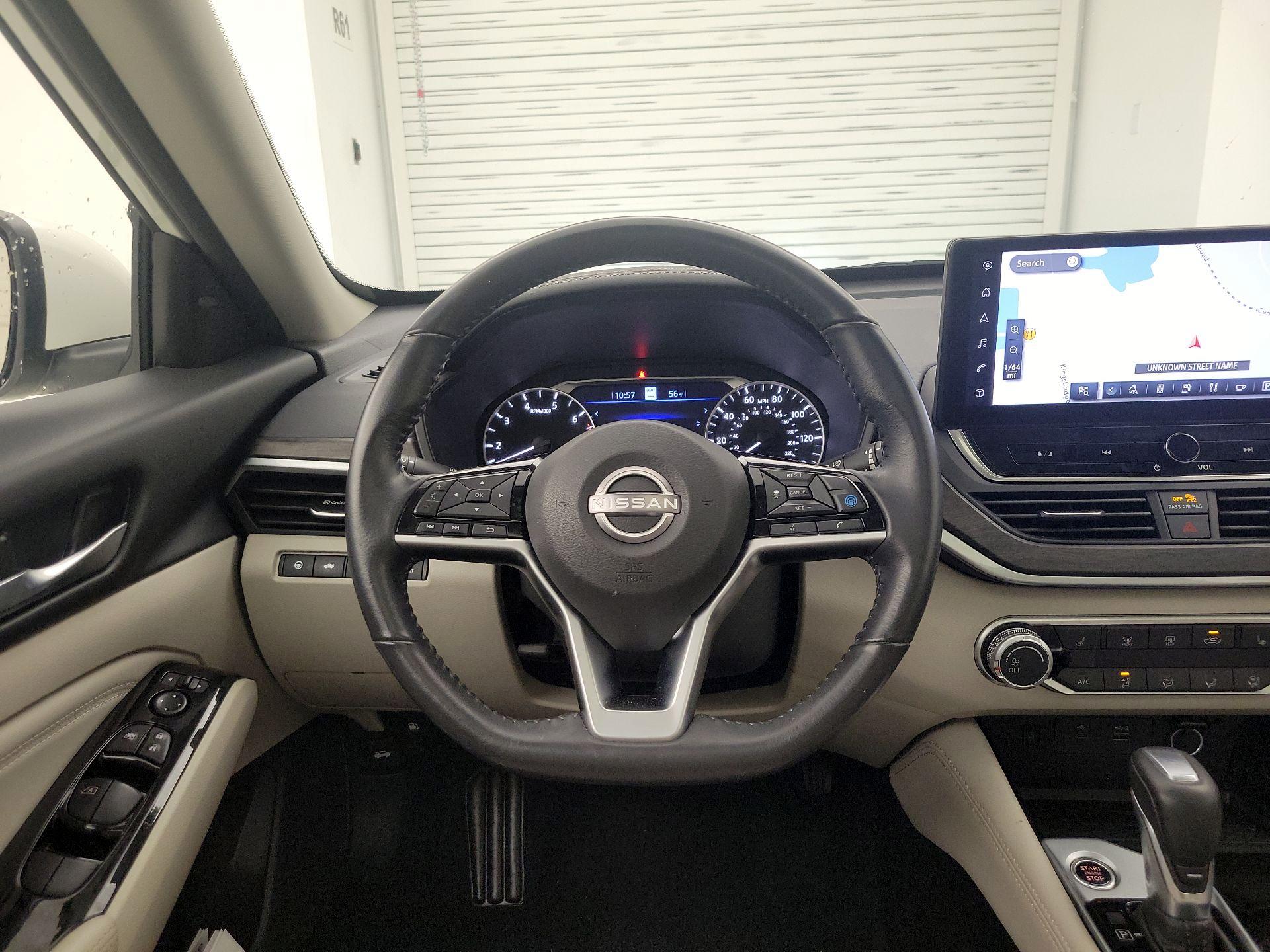 Thumbnail: 2023 Nissan Altima - 10