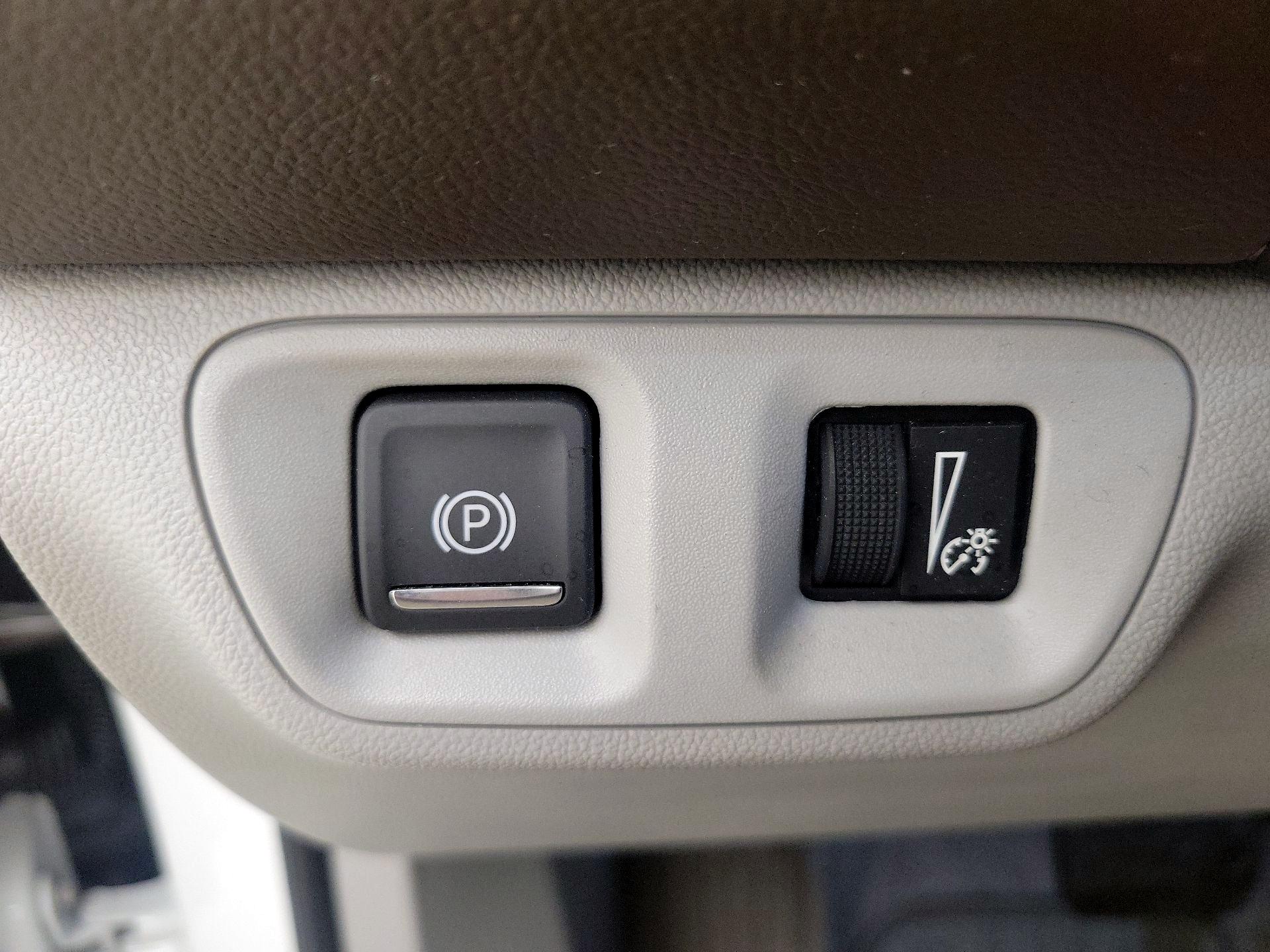 Thumbnail: 2022 GMC Acadia - 13