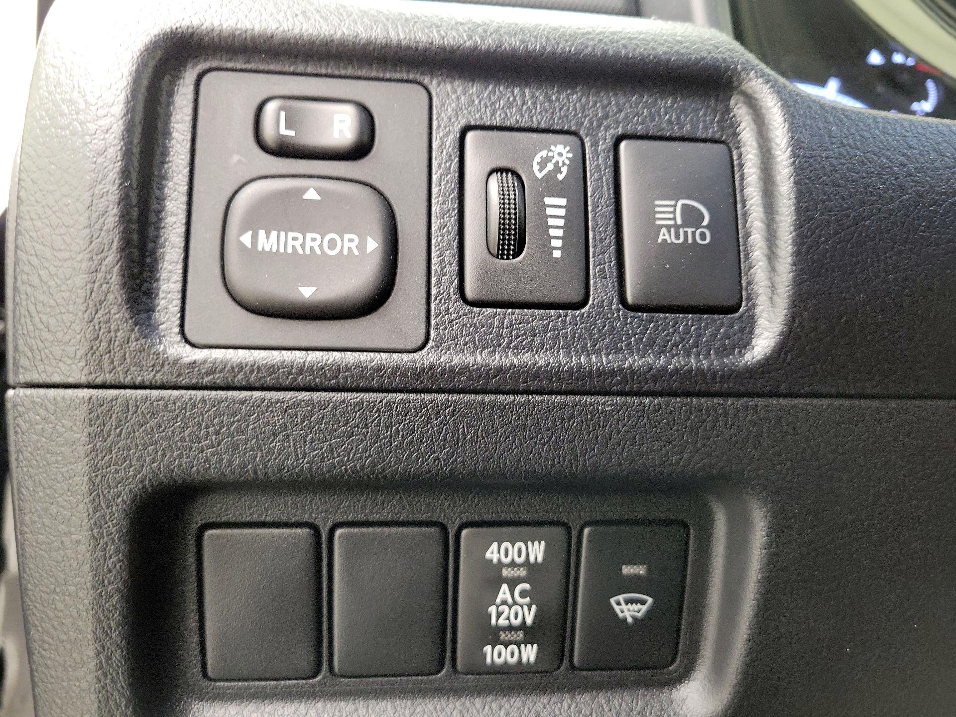 Thumbnail: 2023 Toyota 4Runner - 13