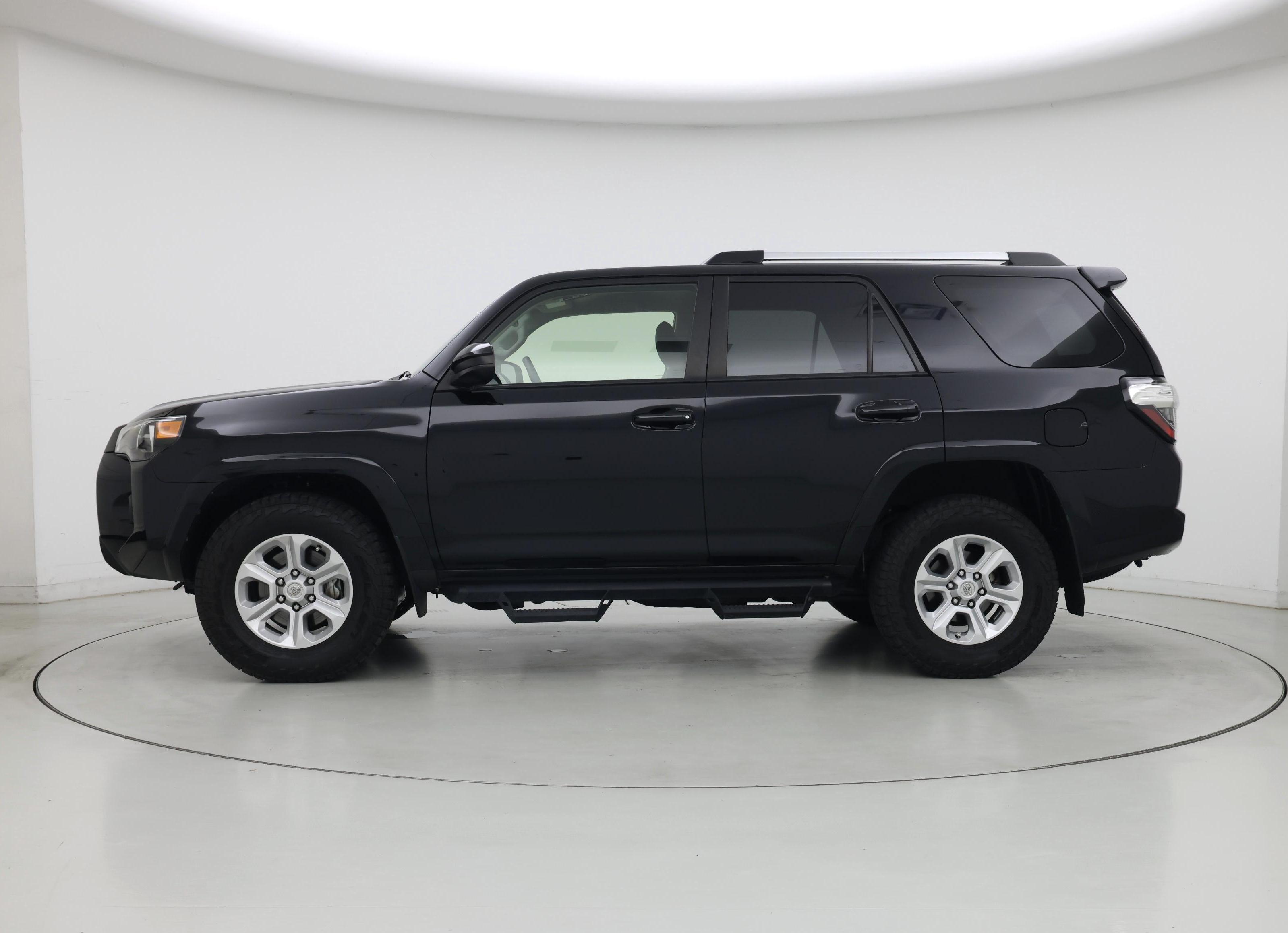 Thumbnail: 2023 Toyota 4Runner - 3
