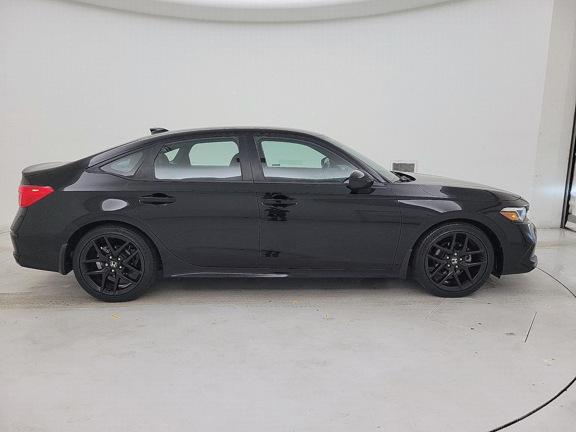 Thumbnail: 2024 Honda Civic - 4