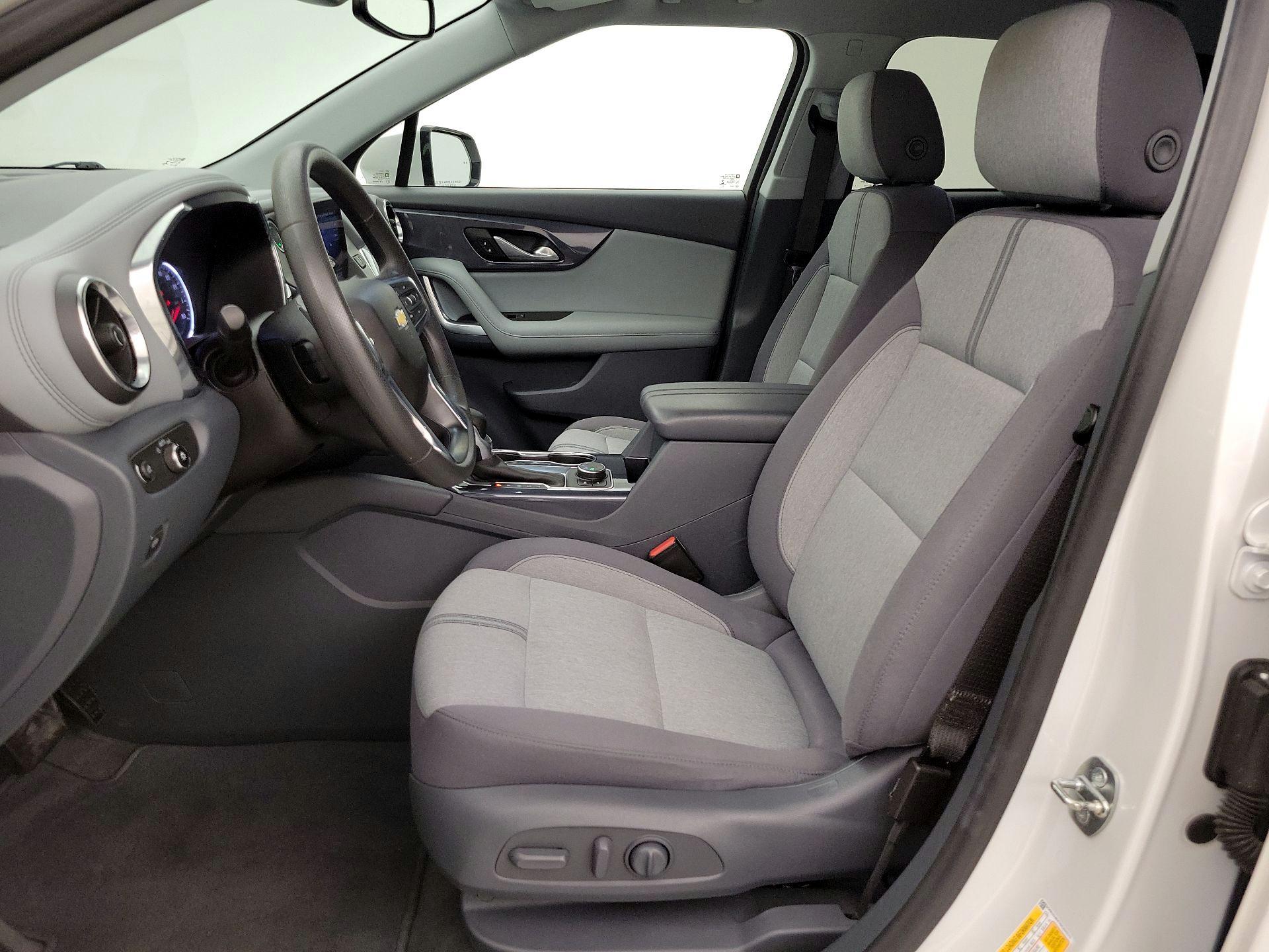 Thumbnail: 2022 Chevrolet Blazer - 11